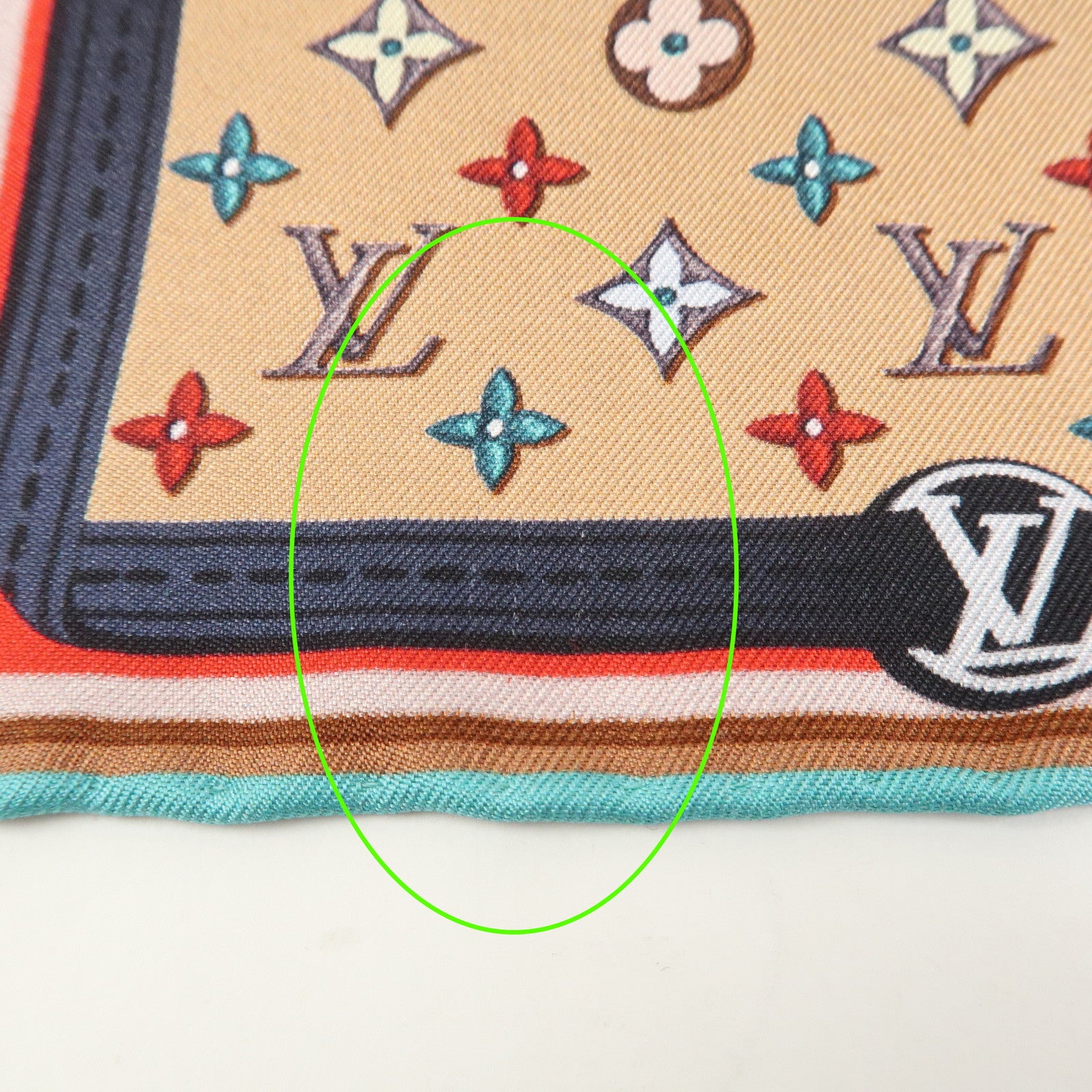 Louis Vuitton Monogram Carre 70 Silk 100% Belt Print Scarf MM77341