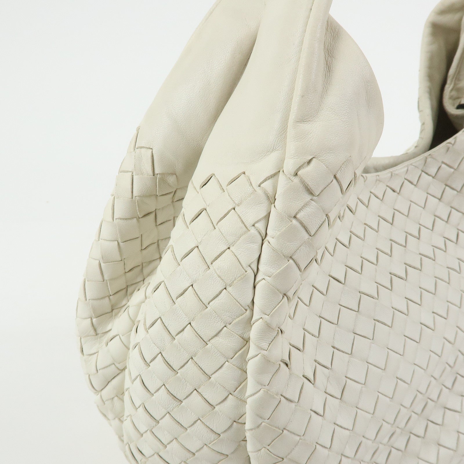 BOTTEGA VENETA Intrecciato Campana Leather Shoulder Bag 125787