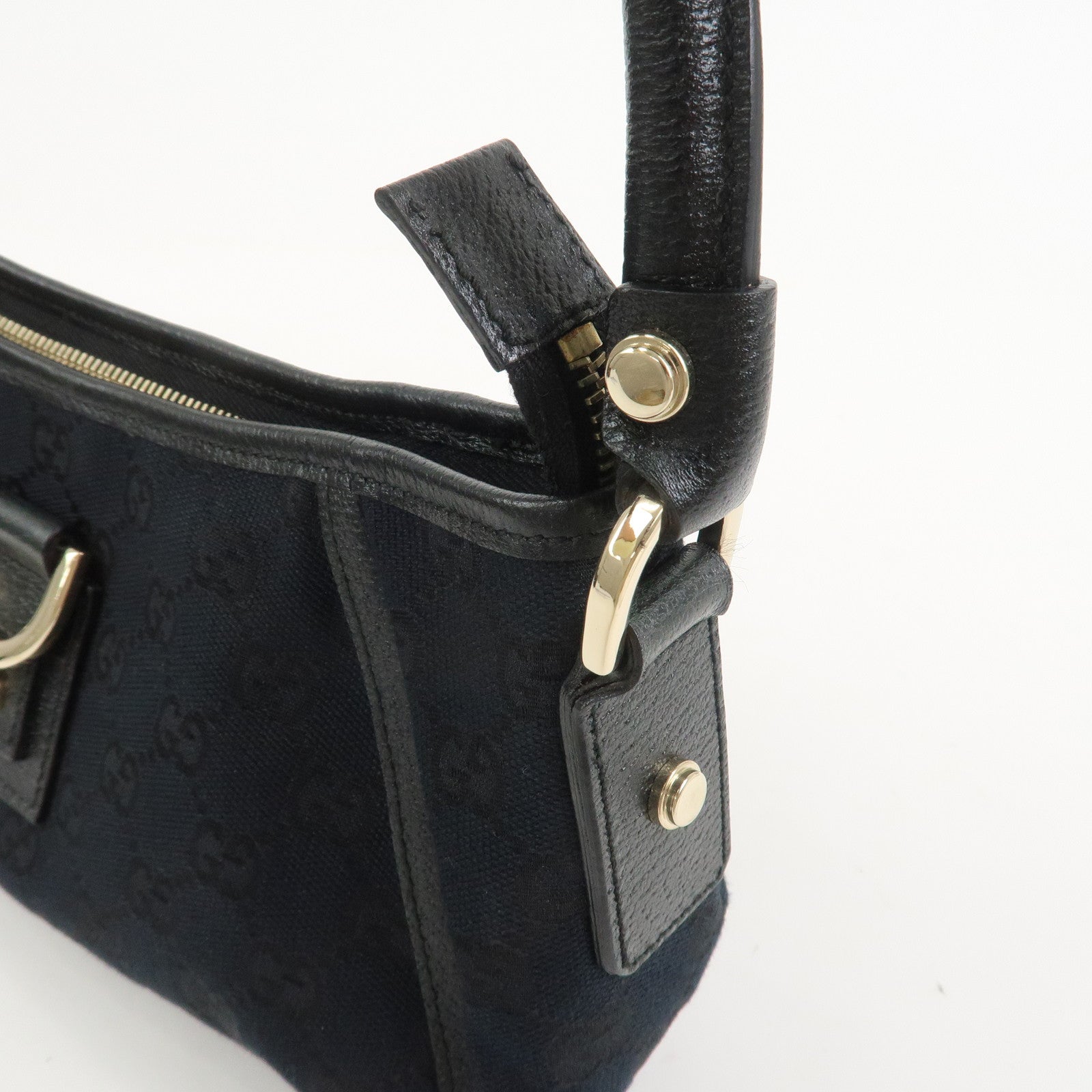 GUCCI Abbey GG Canvas Leather Shoulder Bag 130939