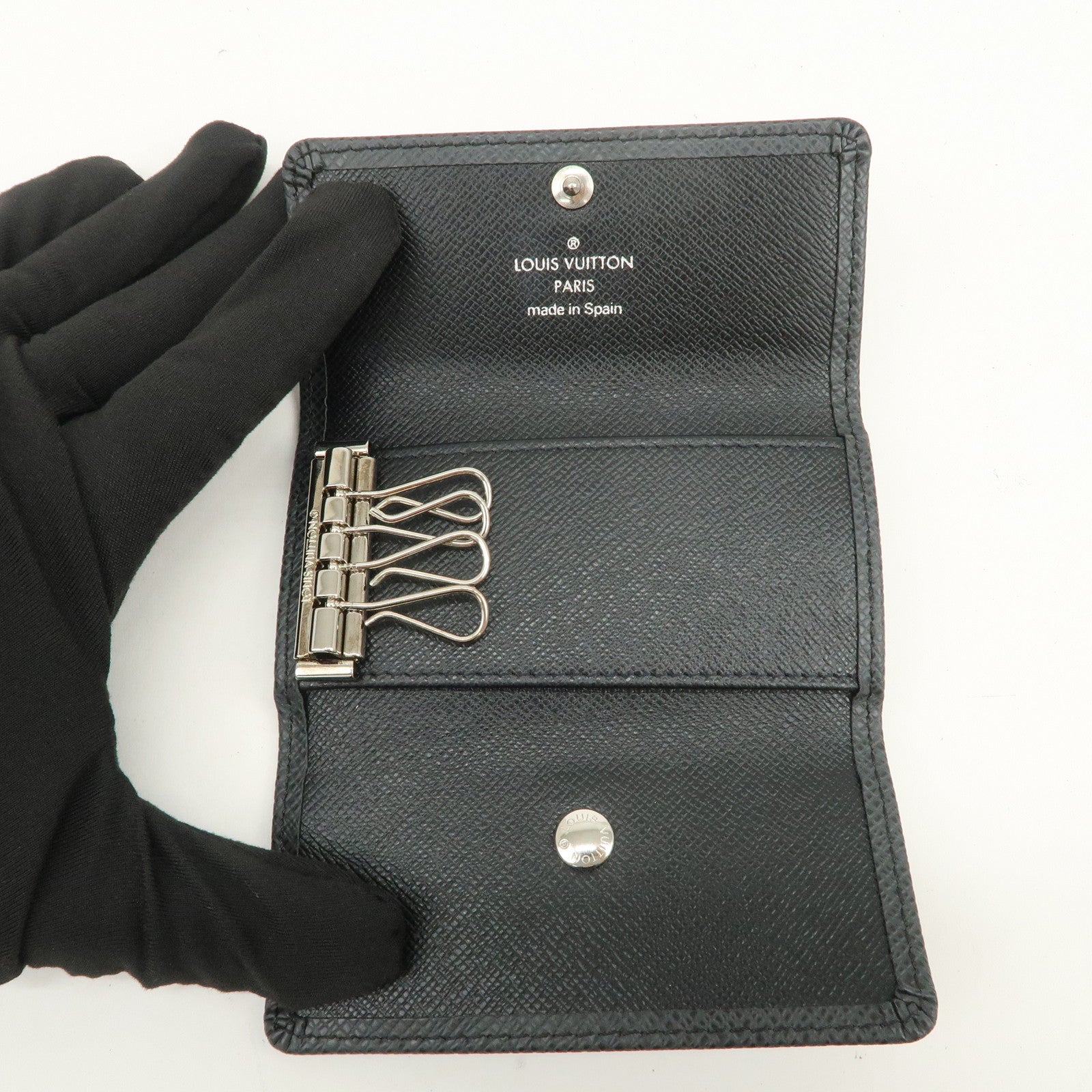 Louis Vuitton Taiga Leather Multiclés 4 Key Case Ardoise M30522
