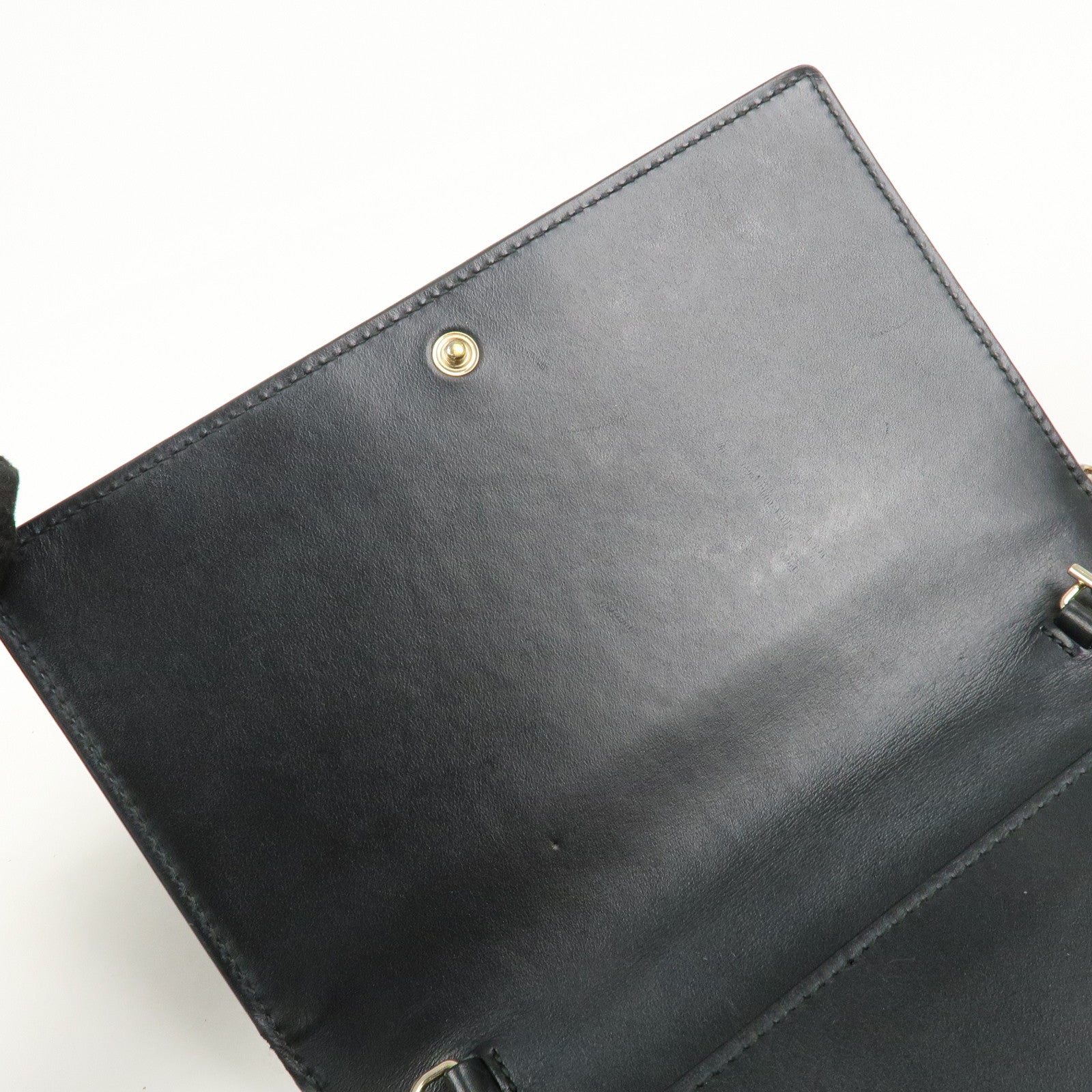 GUCCI Interlocking G Guccissima Leather Chain Shoulder Wallet Black