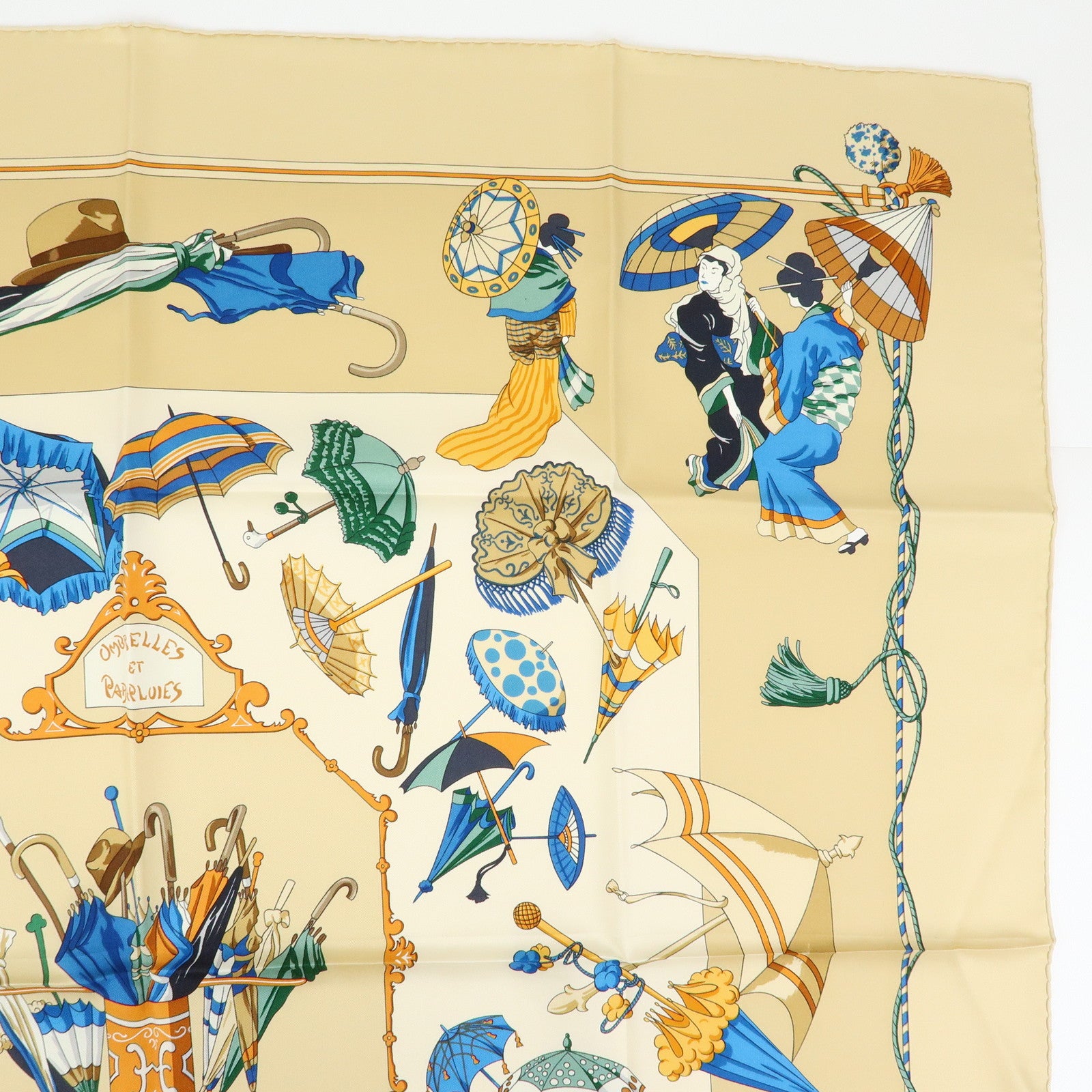 HERMES Carre 90 Silk 100% Scarf OMBRELLES ET PARAPLUIES Beige