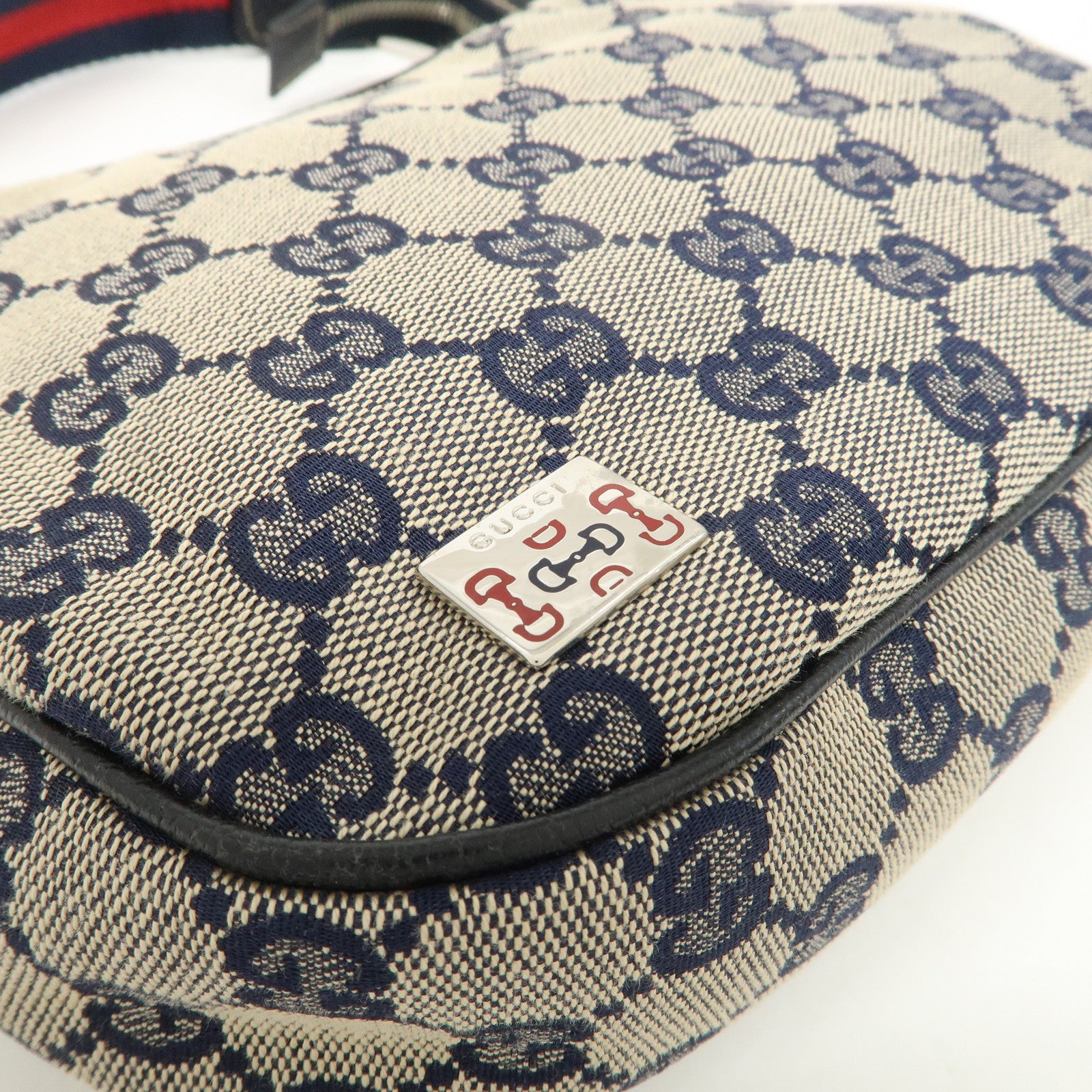 GUCCI Sherry GG Canvas Shoulder Bag Beige Navy 145811