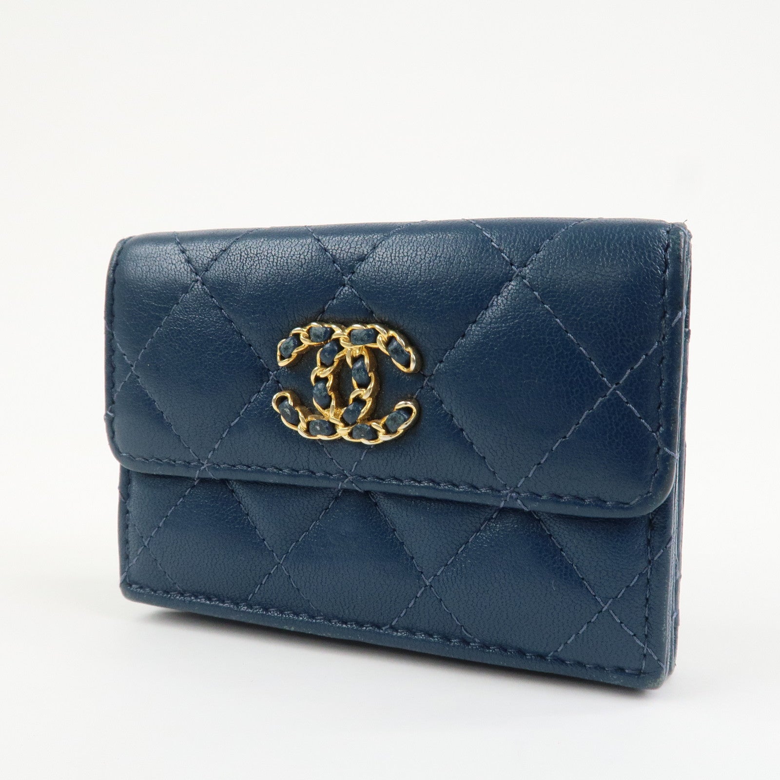 CHANEL COCO Mark Matelasse CHANEL19 Tri-fold Compact Wallet AP0727