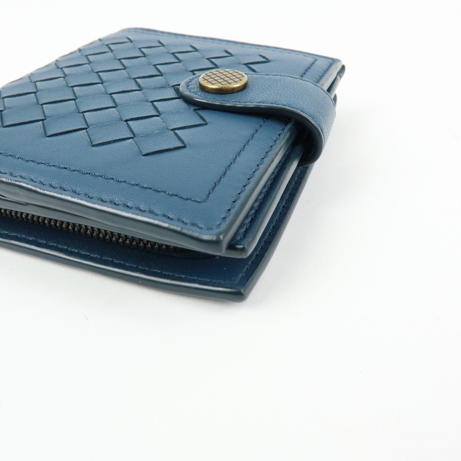 BOTTEGA VENETA Intrecciato Leather Bi-fold Comact Wallet 547441