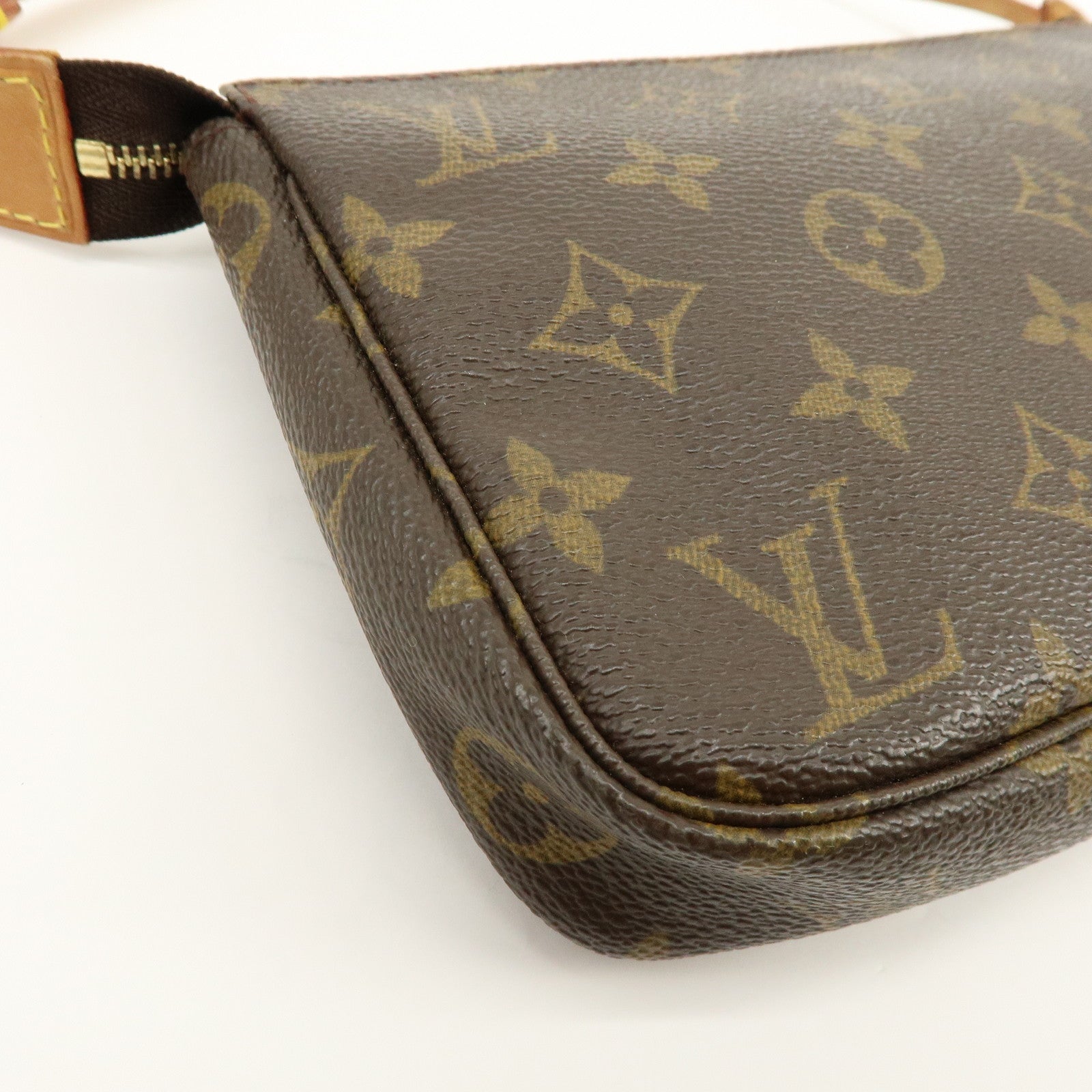 Louis Vuitton Monogram Pochette Accessoires Pouch Hand Bag M51980