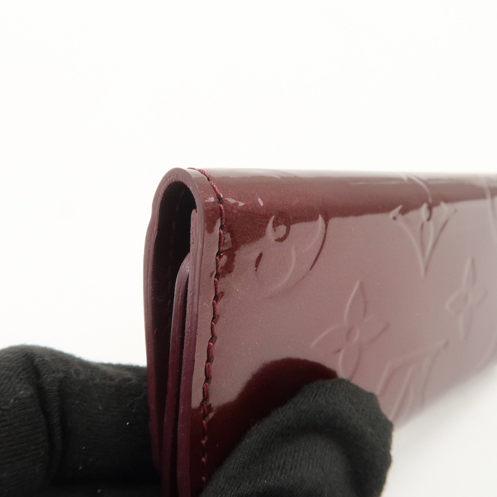 Louis Vuitton Vernis Multicles 4 Key Case Rouge Fauviste M91542