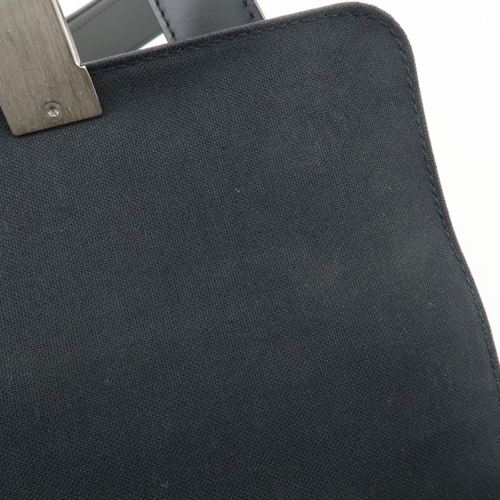 Louis Vuitton Taiga Saratov PM Shoulder Bag Ardoise M30892