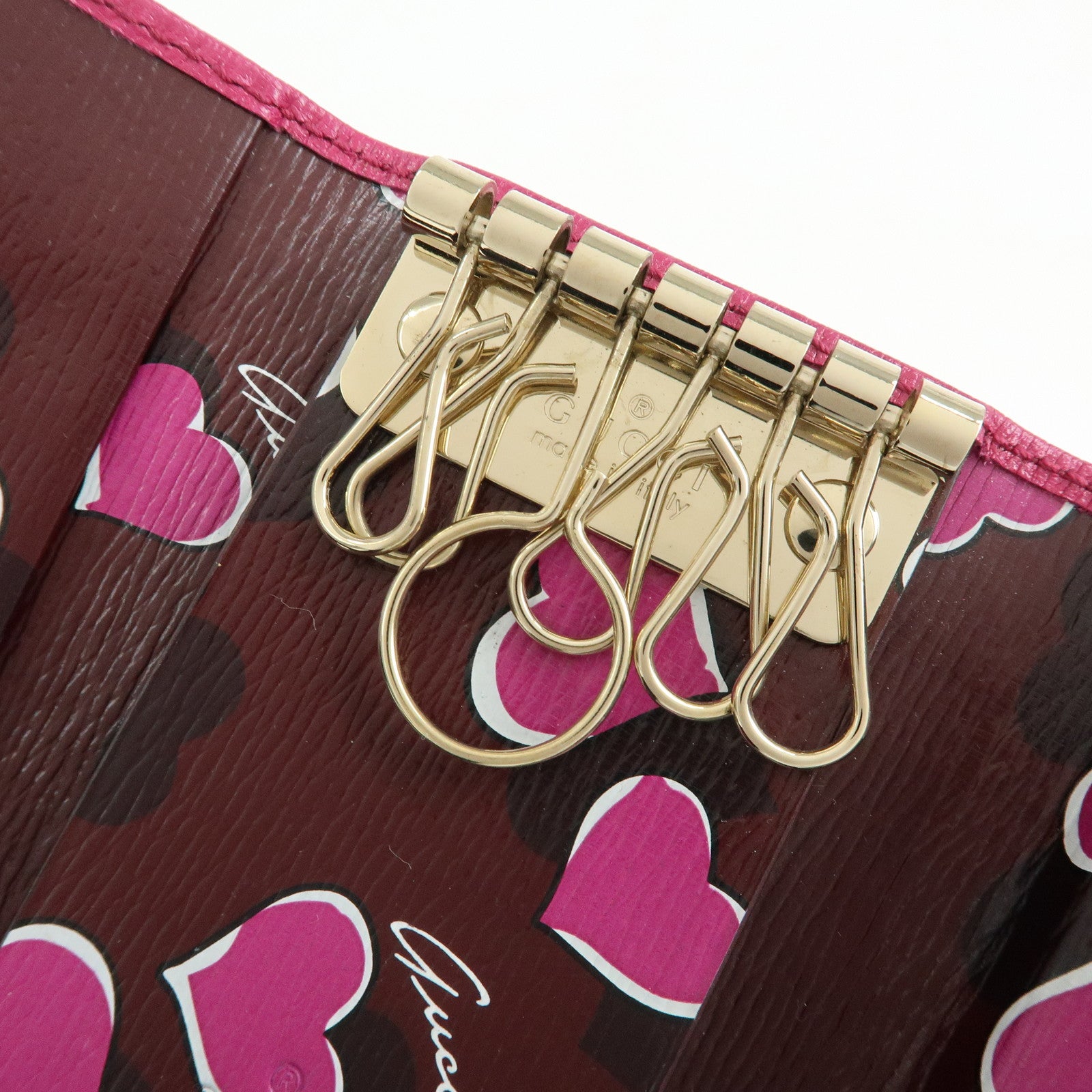 GUCCI Lovely Heart Interlocking G Leather 6 Ring Key Case 257217