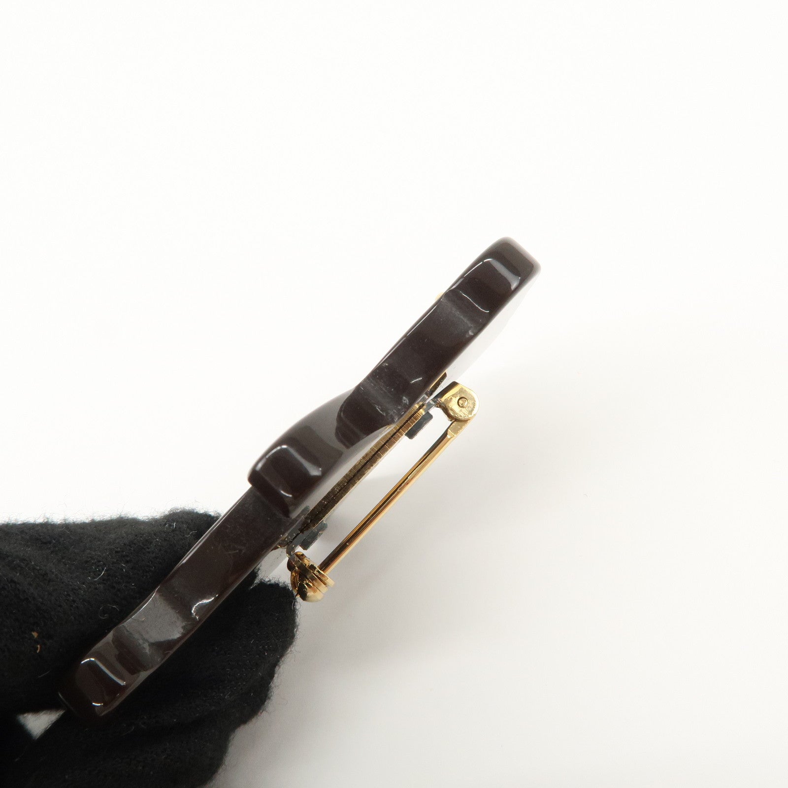 Louis Vuitton Monogram Damier Plastic Broche Nunnours Teddy Bear Brooch M64939 Used