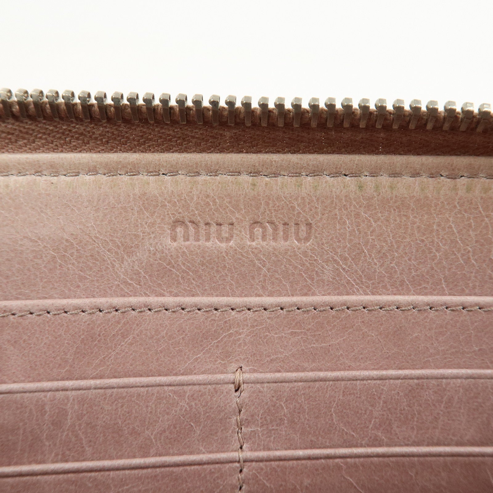 MIU MIU Matelasse Leather Round Zipper Long Wallet Beige 5M0506