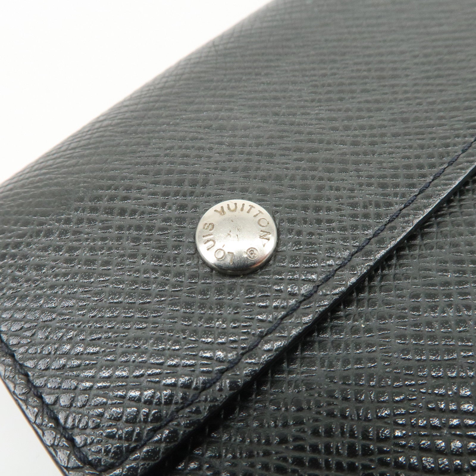 Louis Vuitton Taiga Portefeuille Accordion Wallet Ardoise M30992