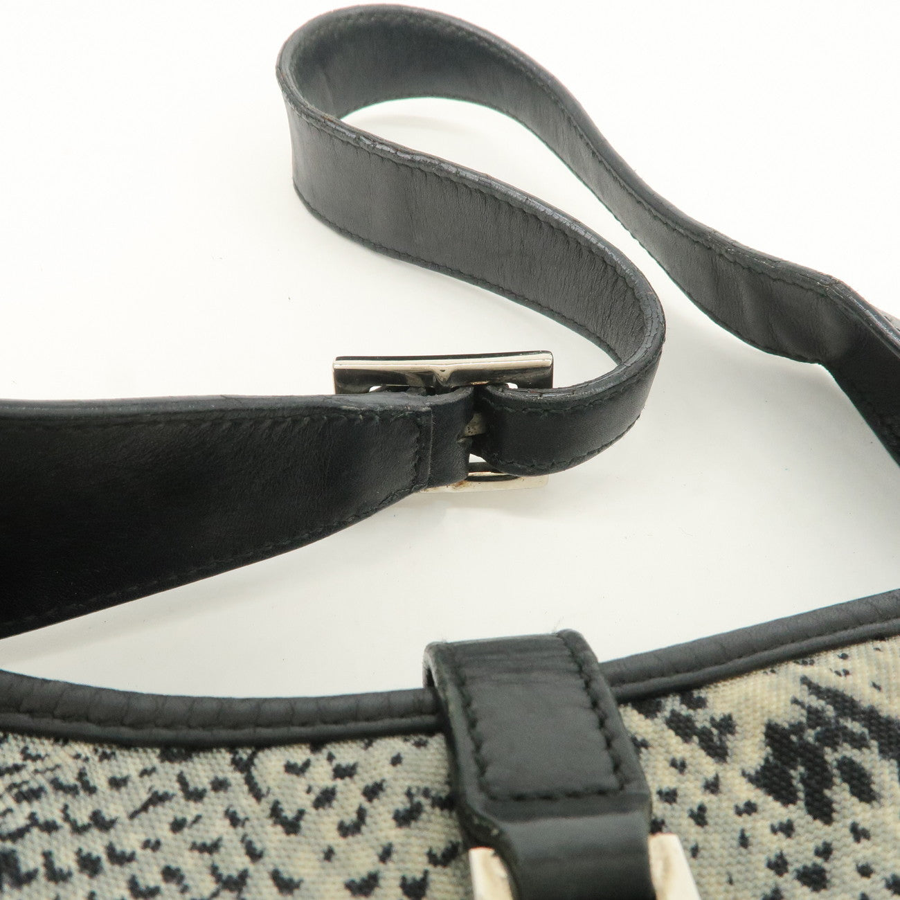 GUCCI Jackie Canvas Leather Shoulder Bag Hand Bag Black 001・9735