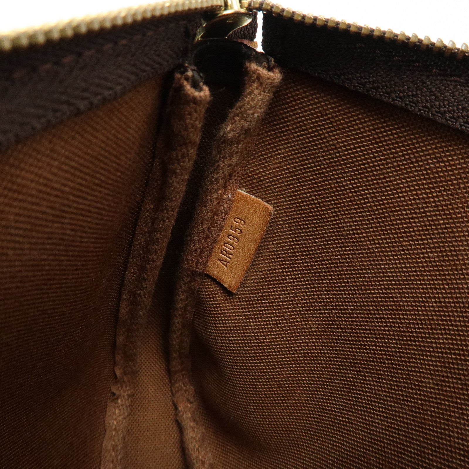 Louis Vuitton Monogram Pochette Accessoires Pouch Hand Bag M51980