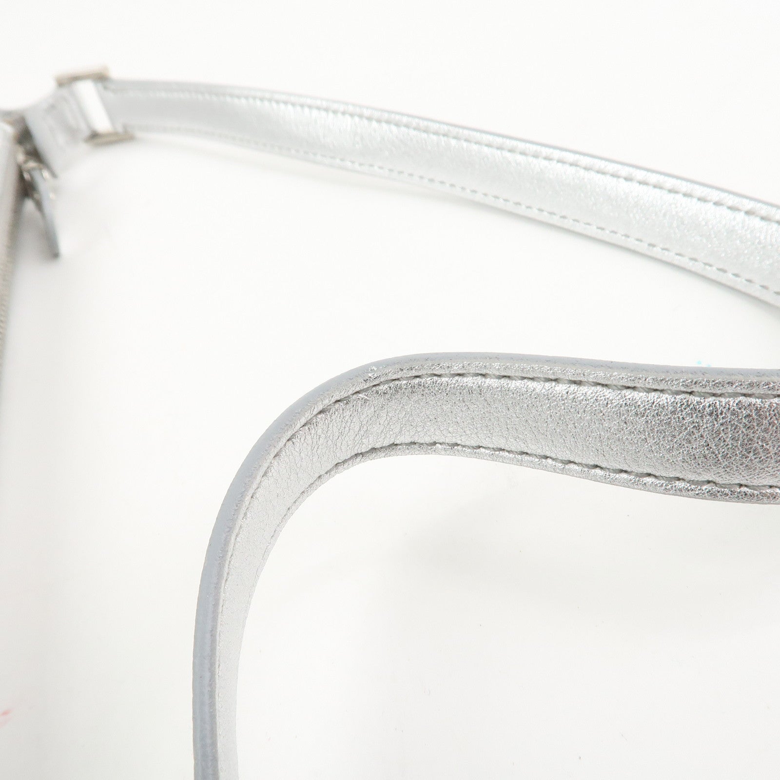 Ferragamo Gancini Logo Leather Shoulder Bag Hand Bag Silver
