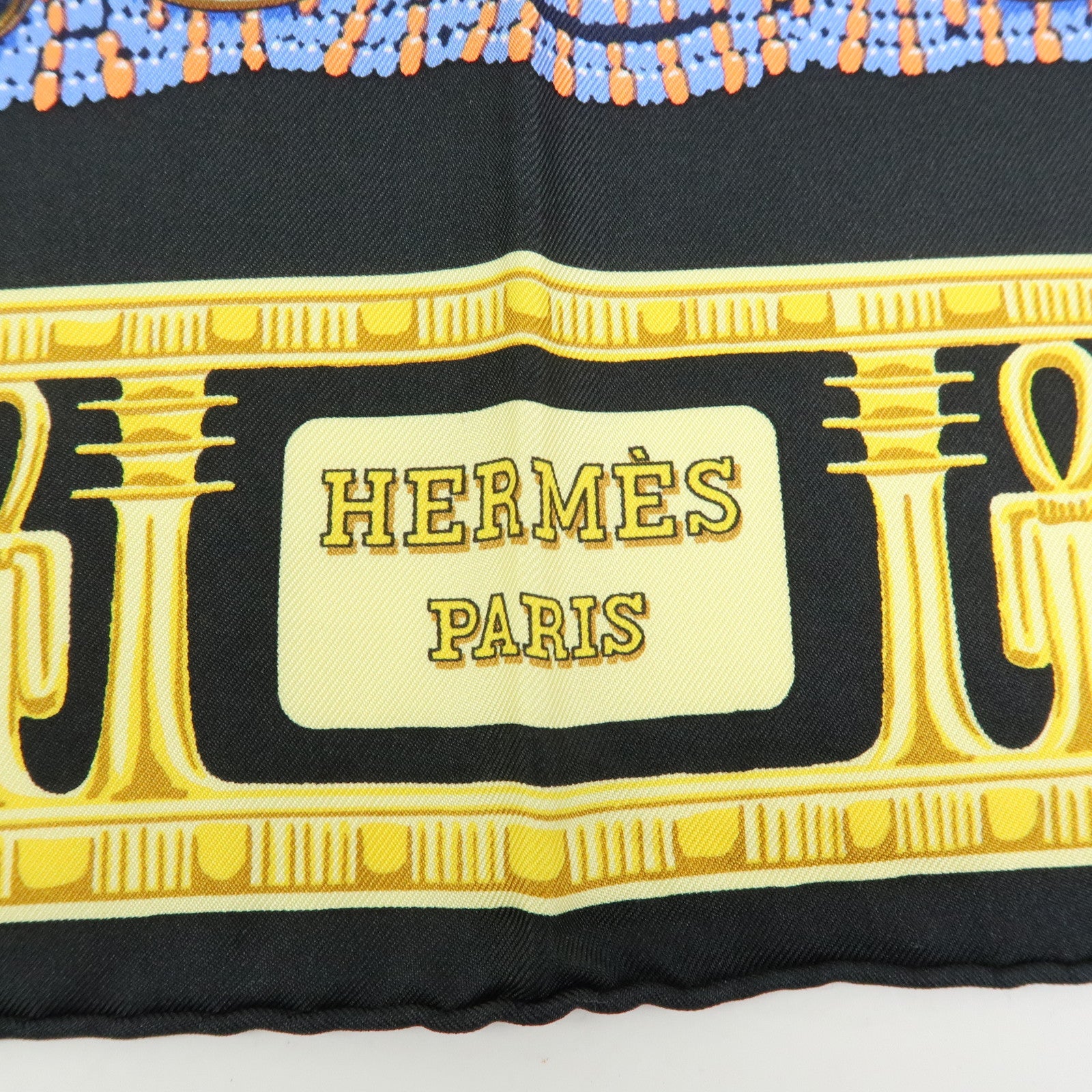HERMES Carre 90 Silk 100% TUTANKHAMUN Scarf Gold Black