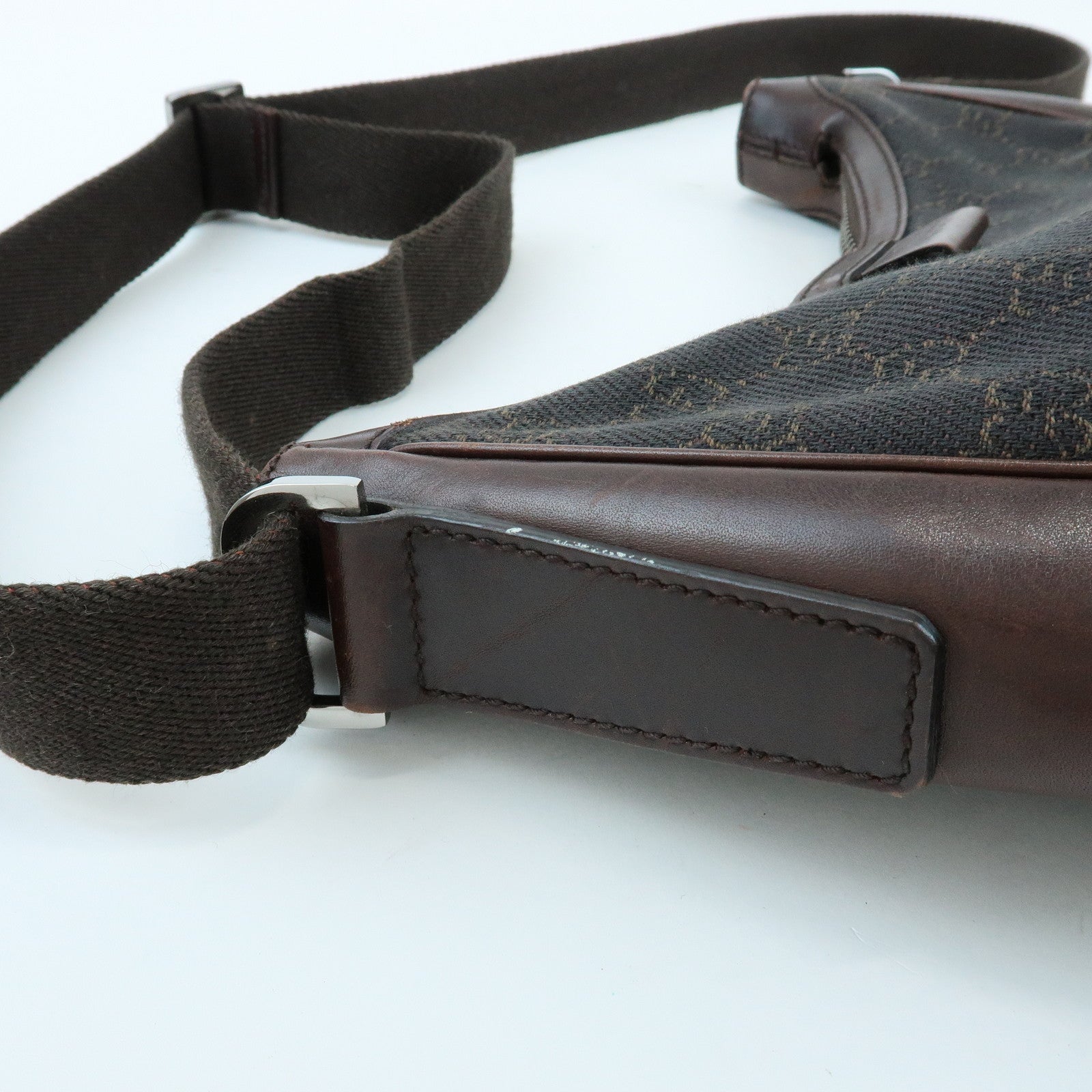 GUCCI GG Denim Leather Shoulder Crossbody Bag Dark Brown 101682
