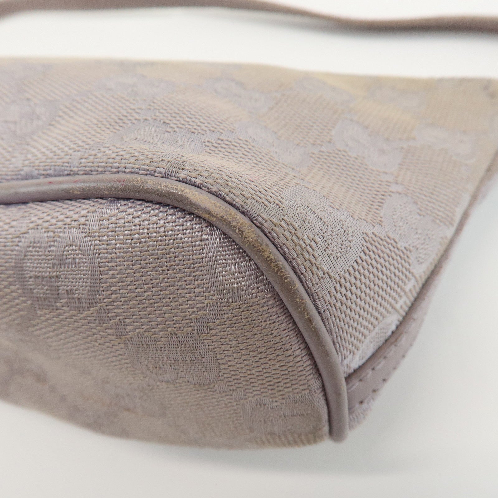 GUCCI Boat Bag GG Canvas Leather Hand Bag Pouch Light Purple 07198