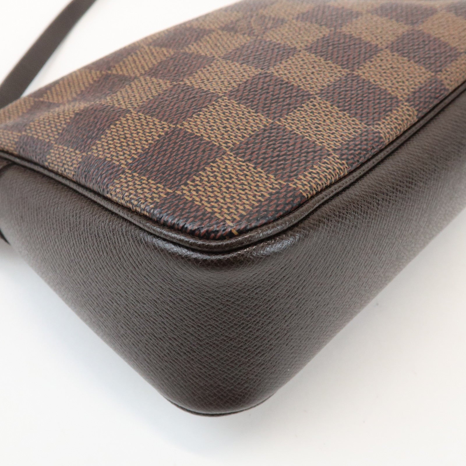 Louis Vuitton Damier Trousse Makeup Accessory Pouch Brown N51982