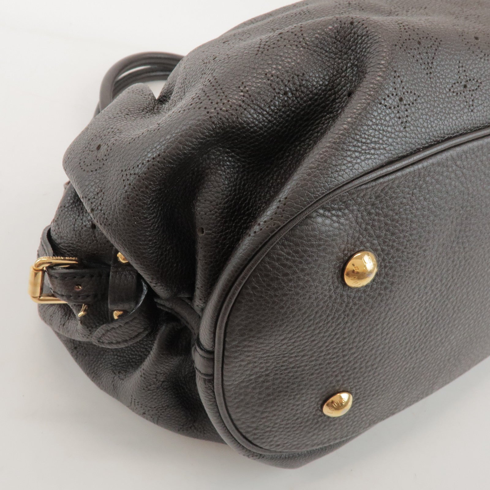 Louis Vuitton Monogram Mahina L Mahina Leather Shoulder Bag M95975