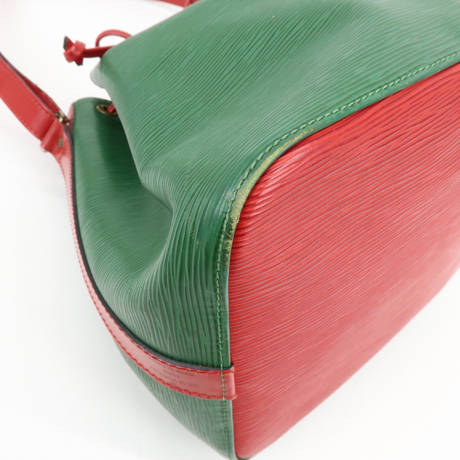 Louis Vuitton Epi Petit Noe Shoulder Bag Green Red M44147