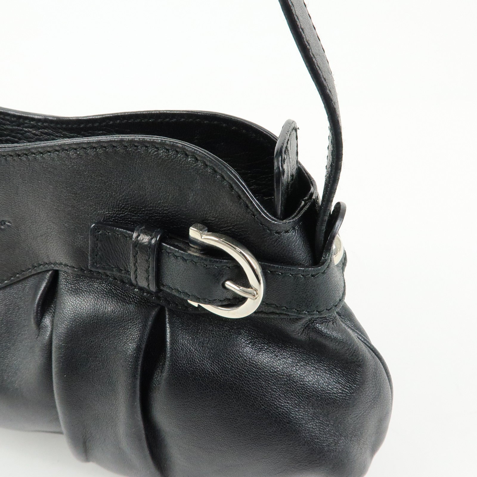 Ferragamo Gancini Leather Shoulder Bag Hand Bag Black