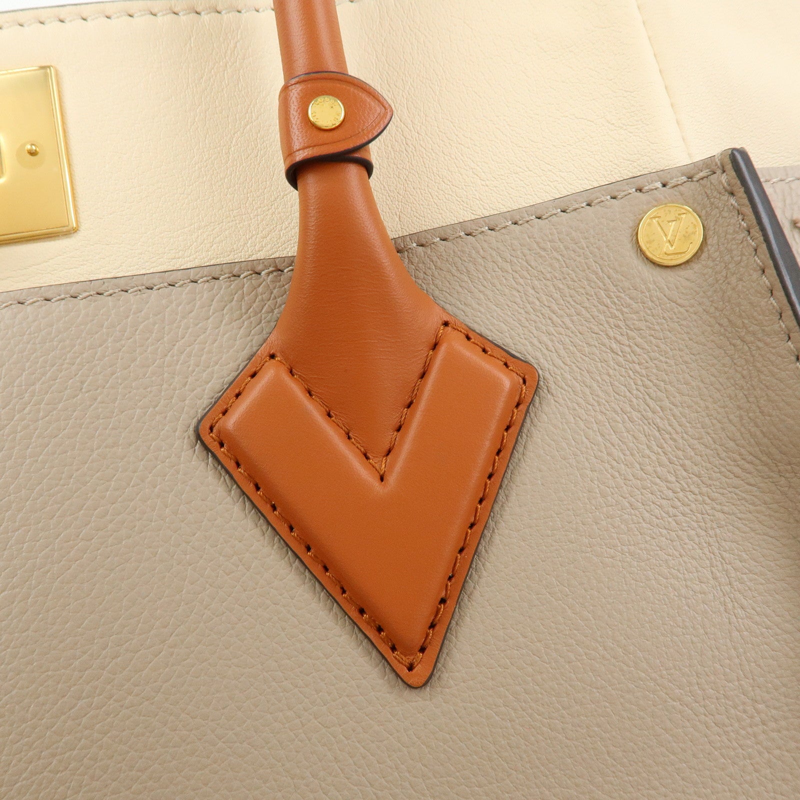 Louis Vuitton Monogram Tuffetage On My Side MM 2Way Bag M53825