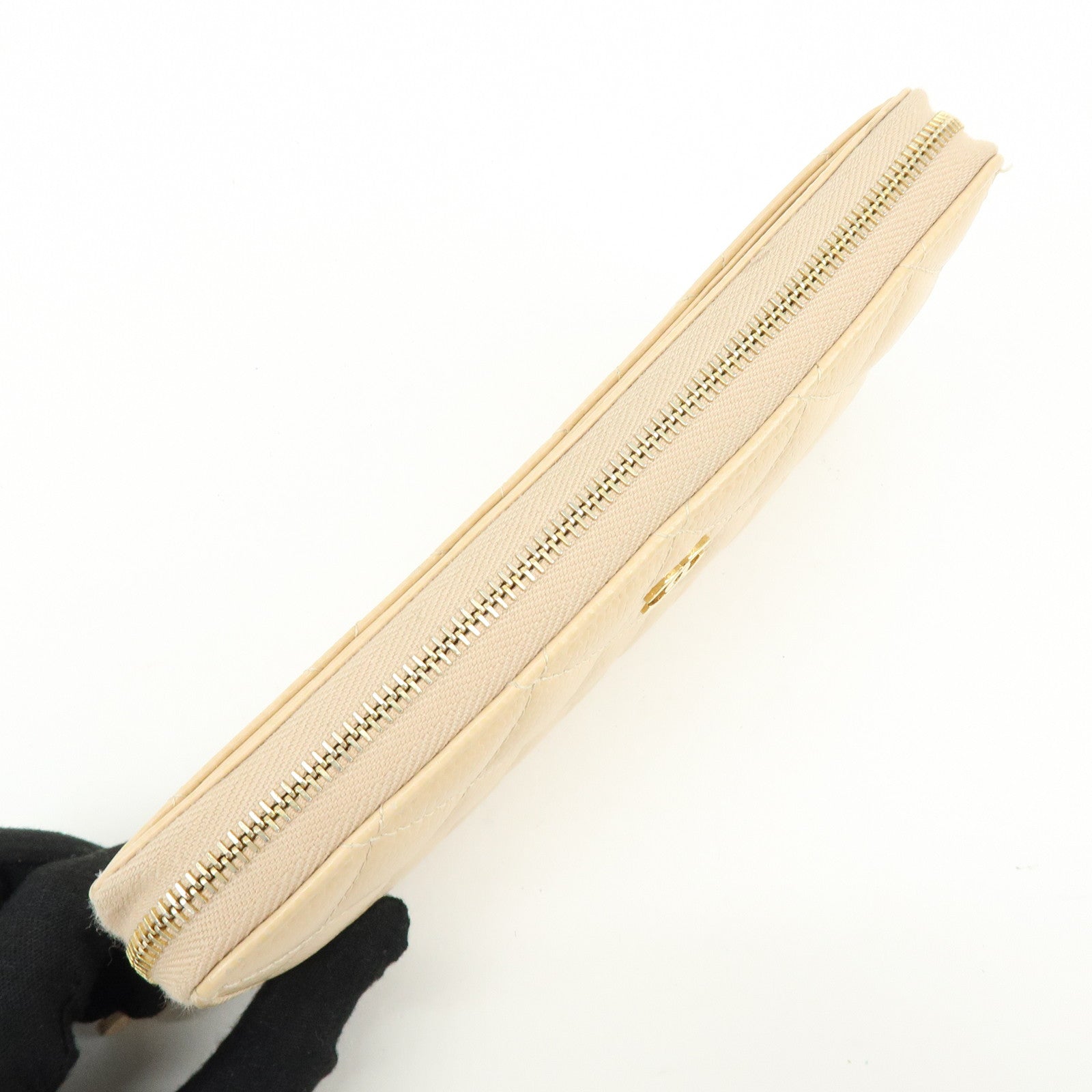 CHANEL Matelasse COCO Mark Caviarskin Zipppy Long Wallet Beige