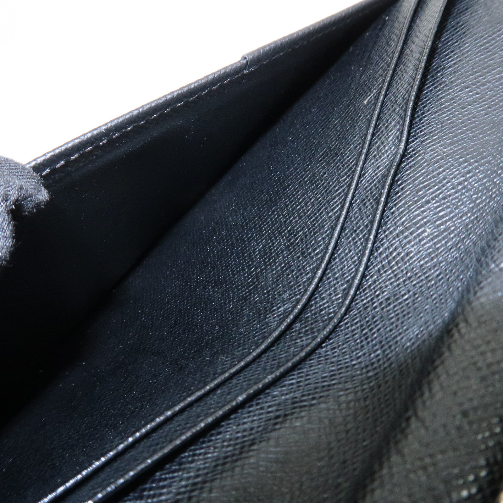 Louis Vuitton Damier Glaphite Portefeuille Brazza Wallet N62665