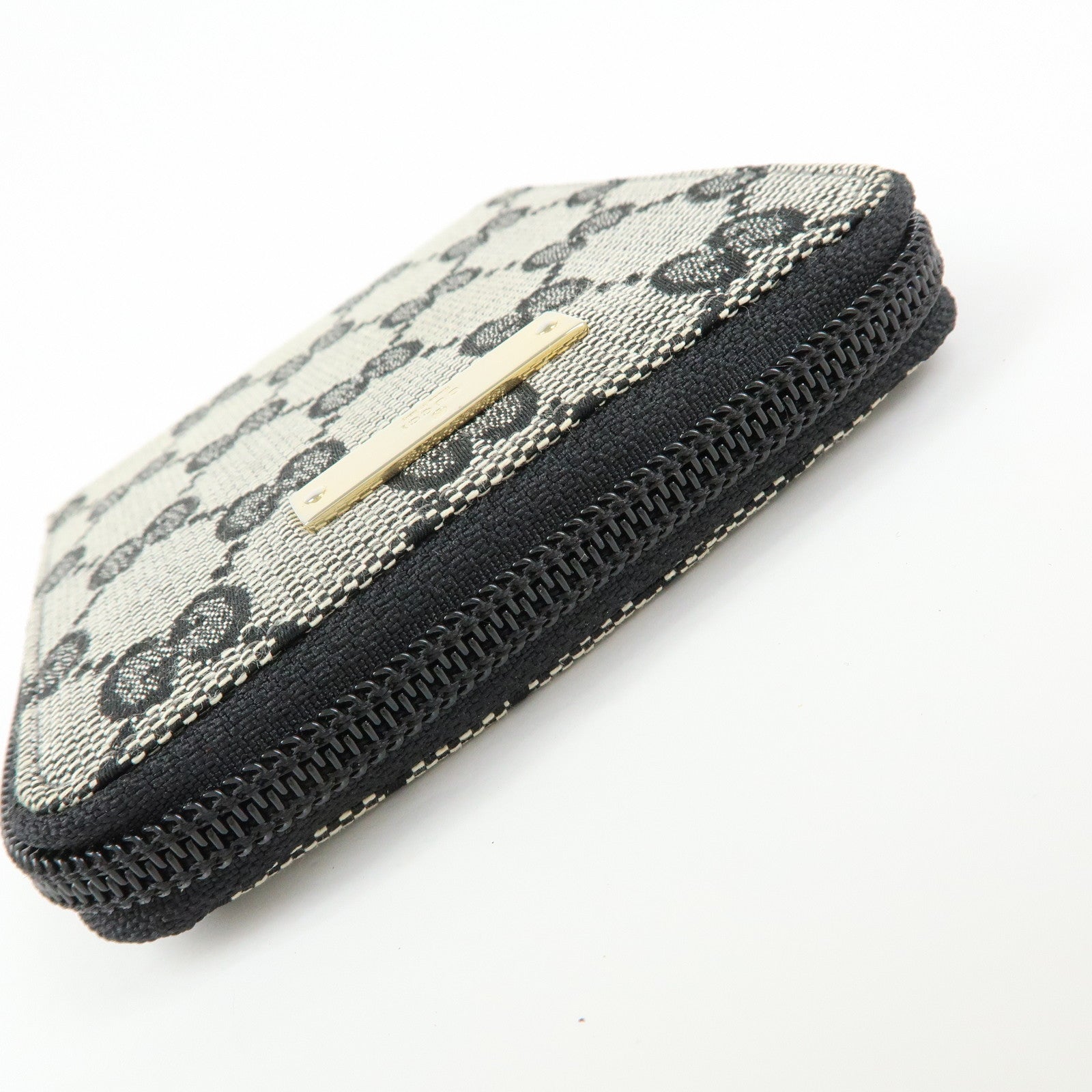 GUCCI GG Canvas Zippy Round Compact Wallet Black 035・203887・2213