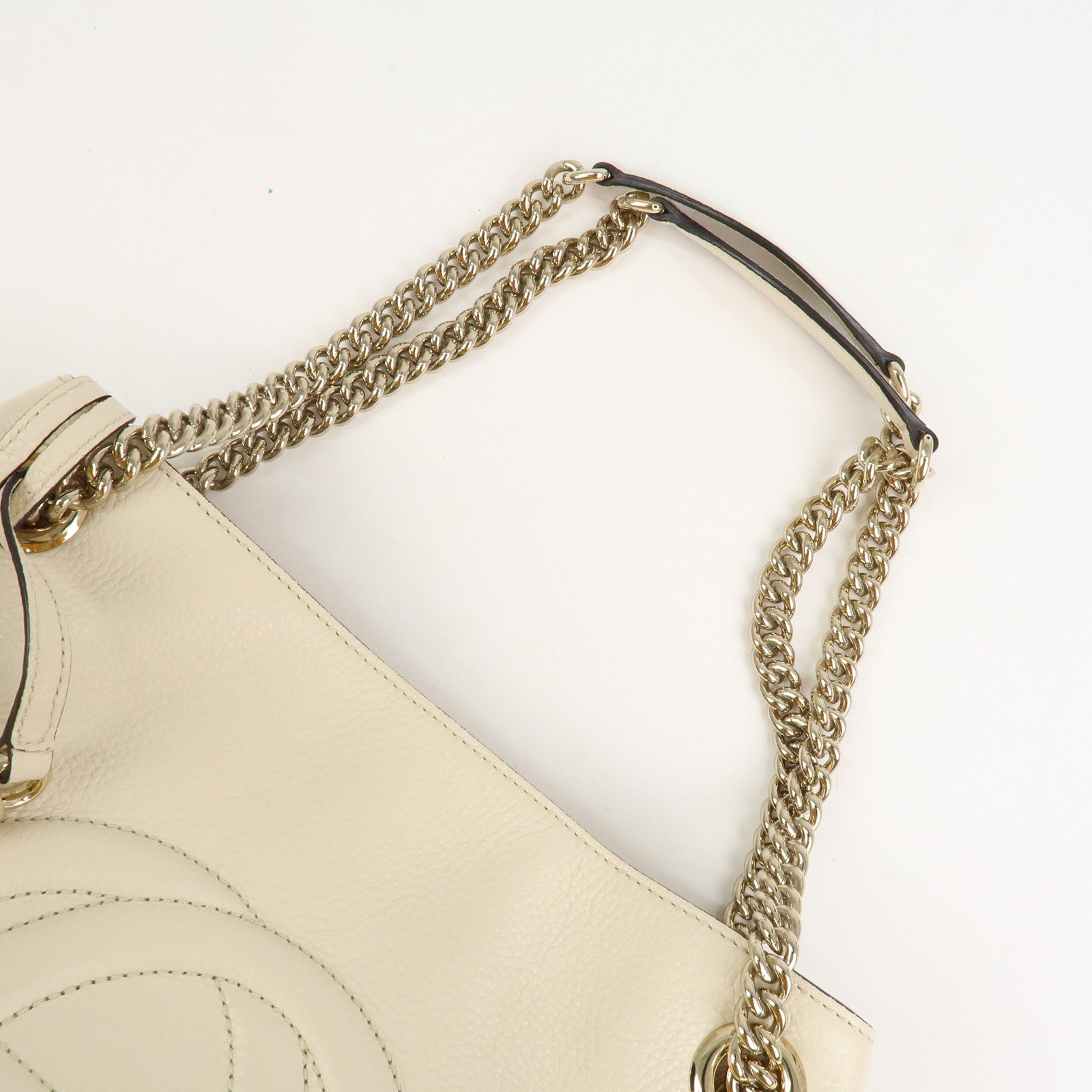 GUCCI SOHO Interlocking G Leather Chain Shoulder Bag White 536196
