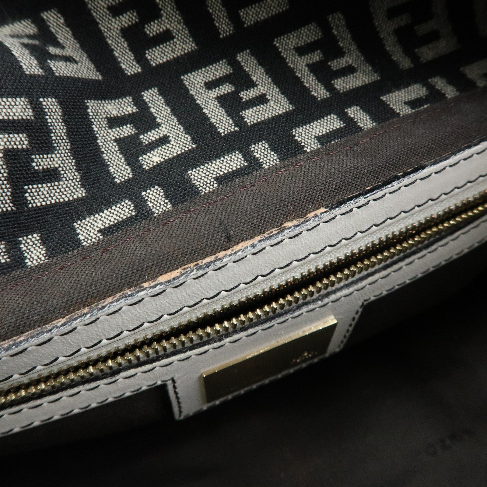 FENDI Zucchino Canvas Leather Shoulder Hand Bag Black White 8BR003