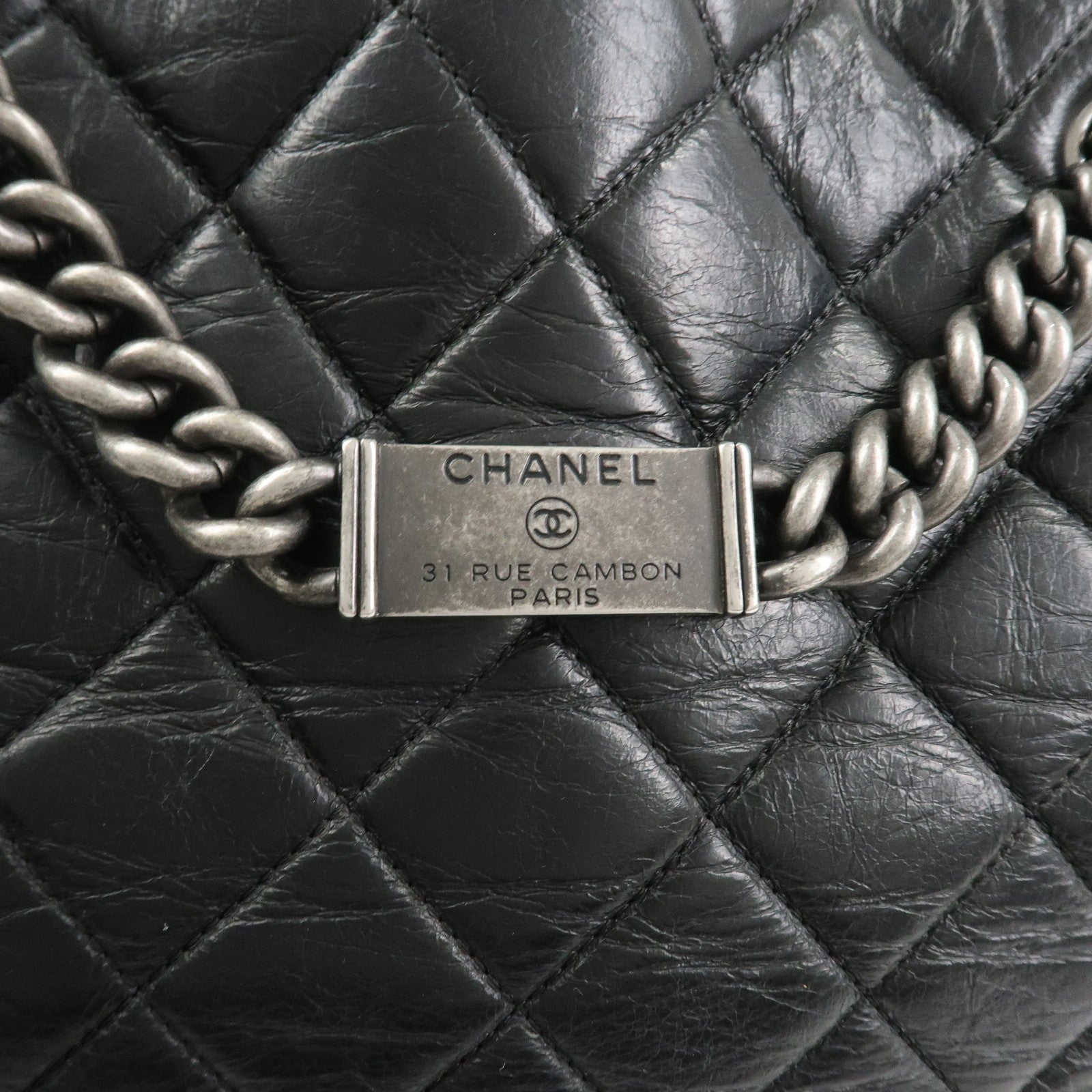 CHANEL Matelasse Calf Leather Chain Tote Bag Black
