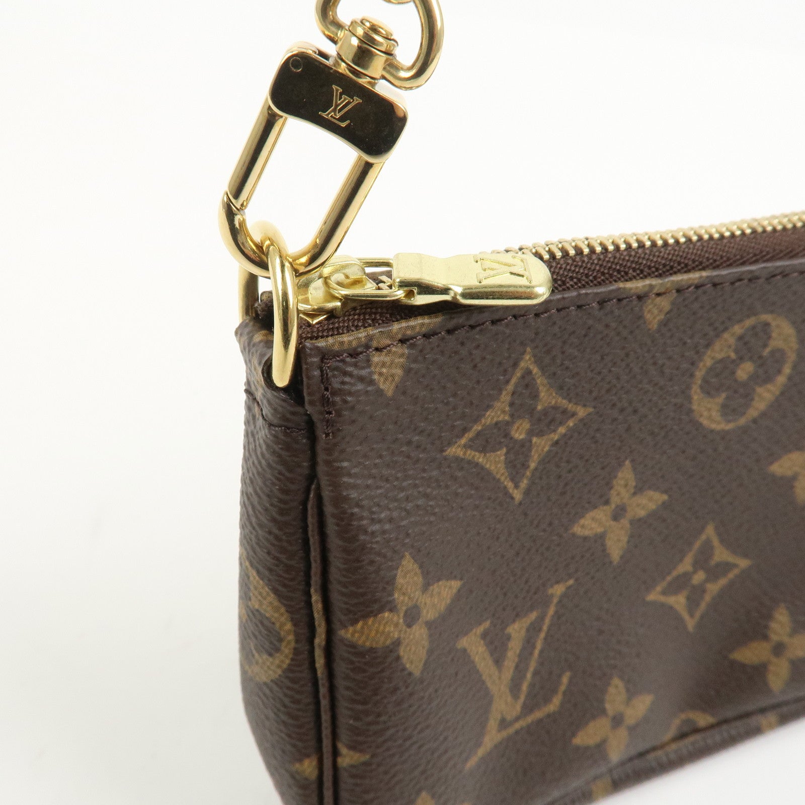 Louis Vuitton Monogram Mini Pochette Accessoires Hand Bag M58009