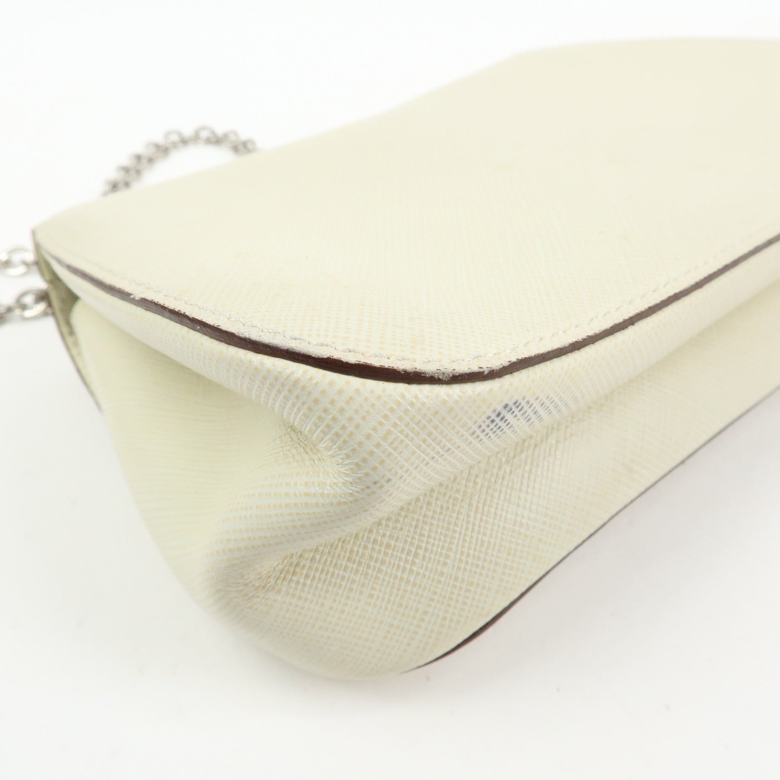 Ferragamo Gancini Leather Chain Shoulder Bag Crossbody Bag Ivory
