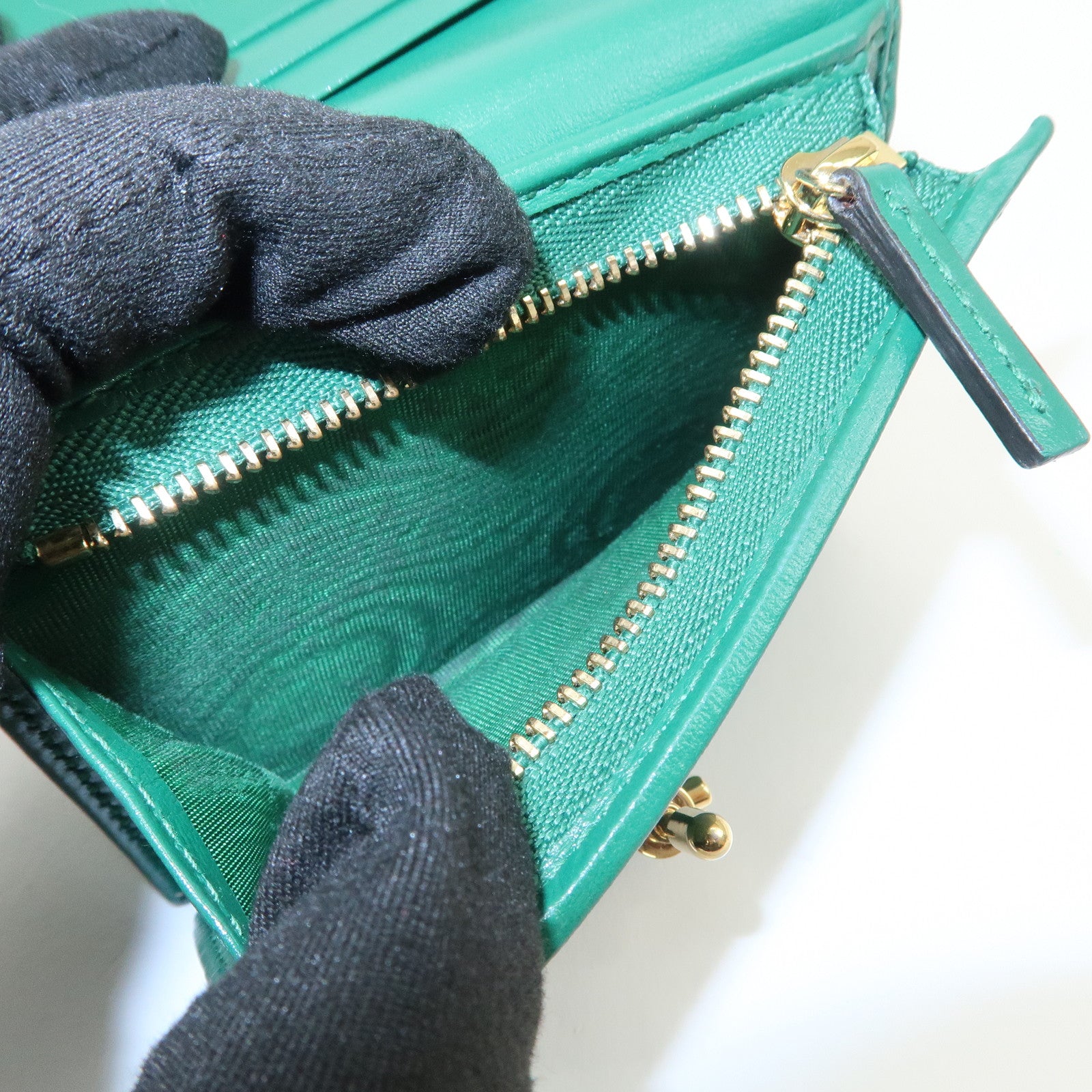 GUCCI Jackie 1961 Leather Bi-Fold Compact Wallet Green 645536