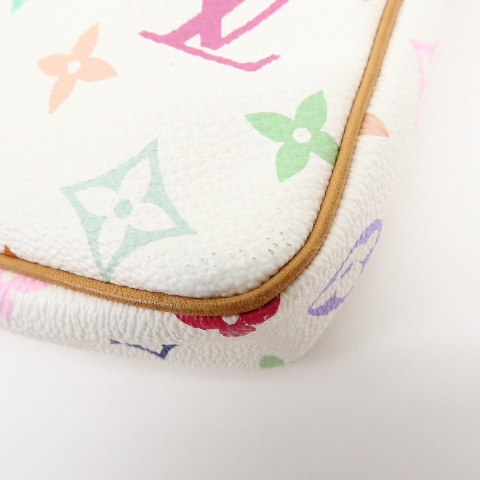 Louis Vuitton Monogram Multicolor Pochette Accessoires Blanc M92649