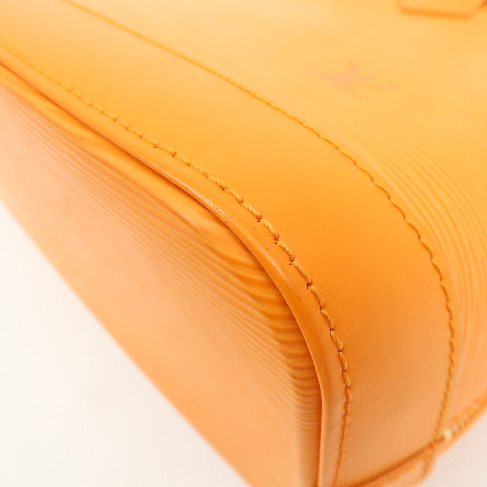 Louis Vuitton Epi Leather Alma PM Hand Bag Mandarin Orange M5124H
