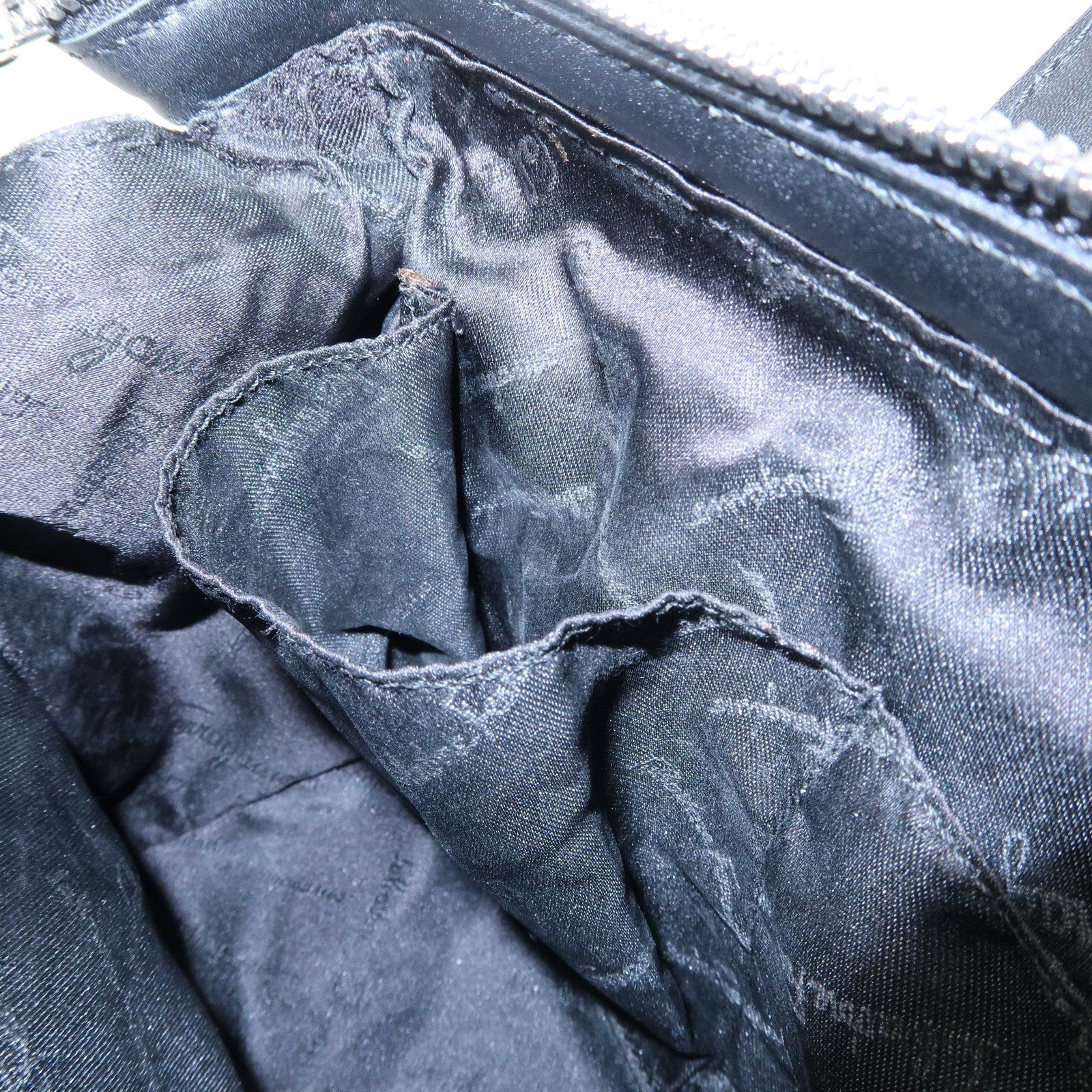 Ferragamo Gancini Leather Unborn Calf Hand Bag Black Used