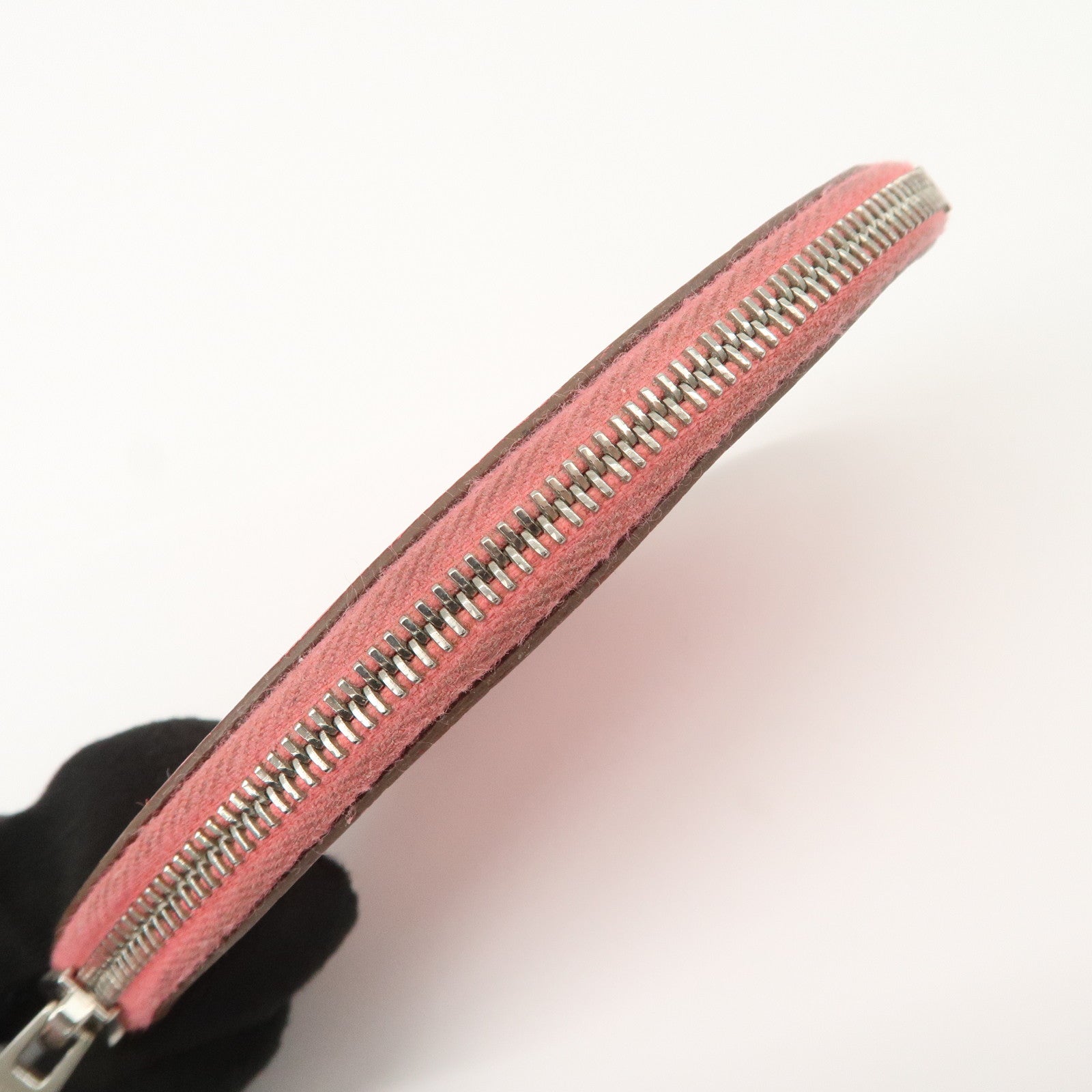 HERMES Leather Evelyne Coin Case P Engraved Rose Azalee Silver HDW