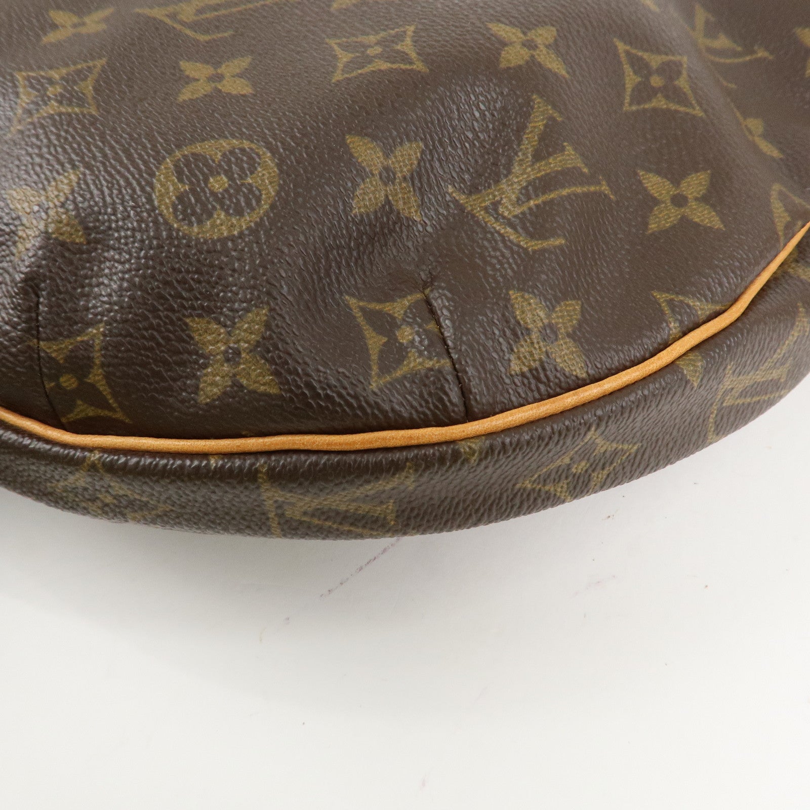 Louis Vuitton Monogram Croissant MM Shoulder Bag M51512 Used