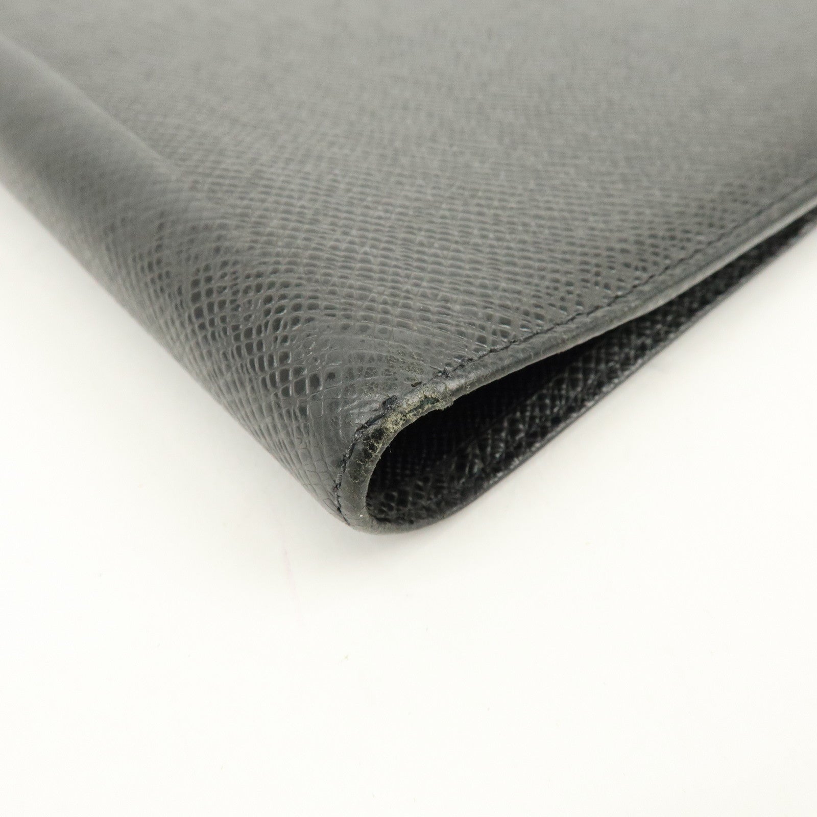 Louis Vuitton Taiga Agenda Bureau Planner Cover Ardoise R20409