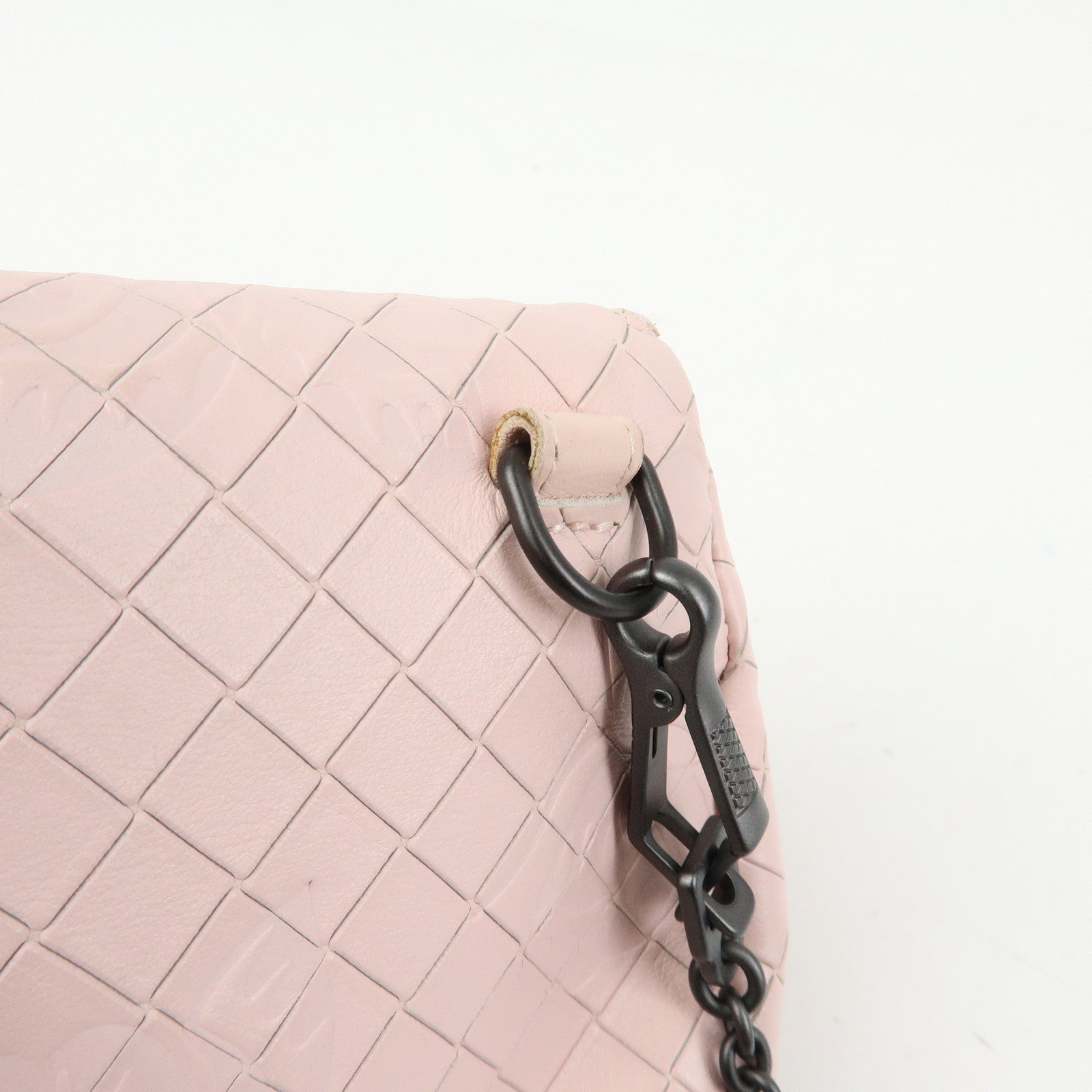 BOTTEGA VENETA Intreccio Mirage Chain Shoulder Bag Light Pink
