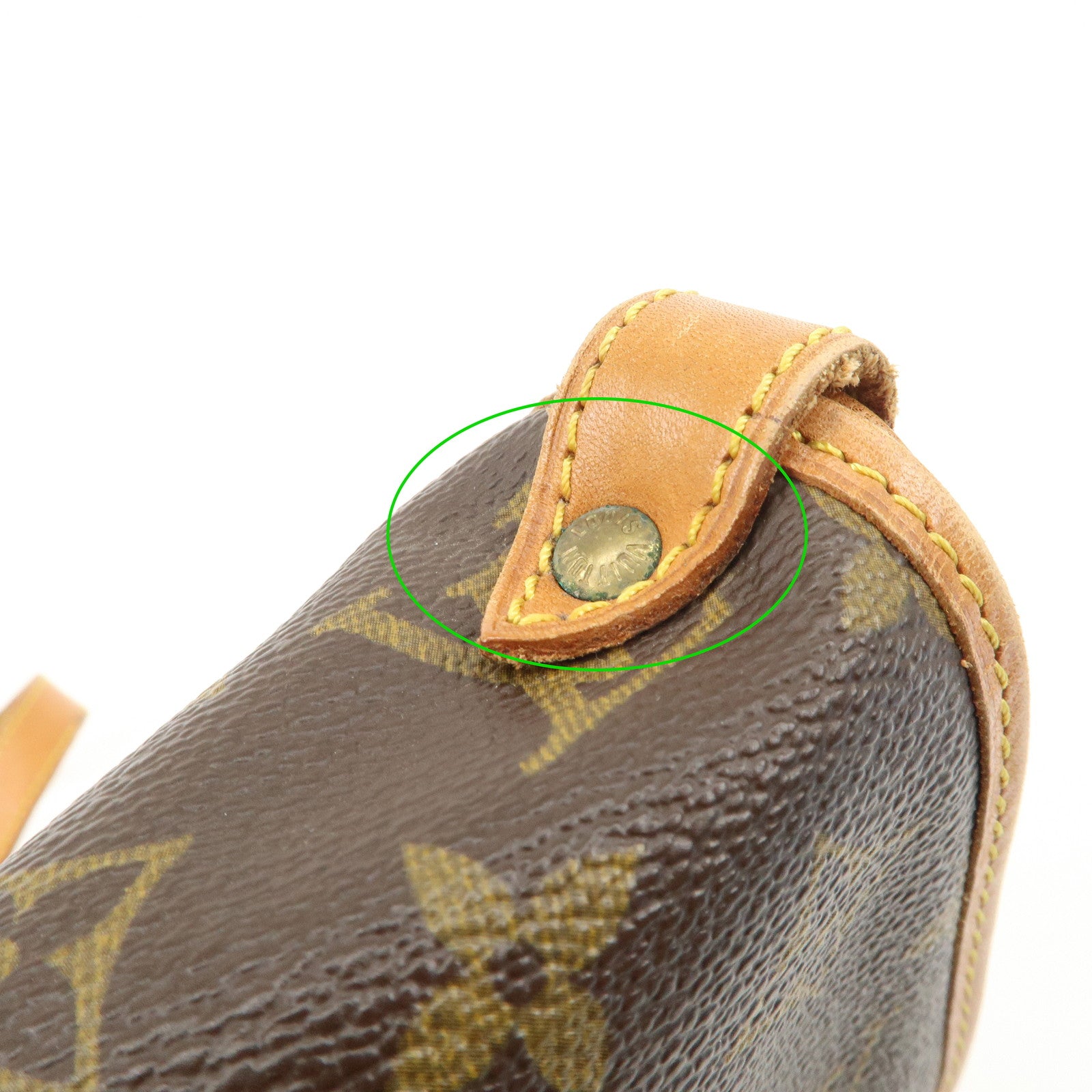 Louis Vuitton Monogram Saumur 30 Crossbody Bag Brown M42256 Used