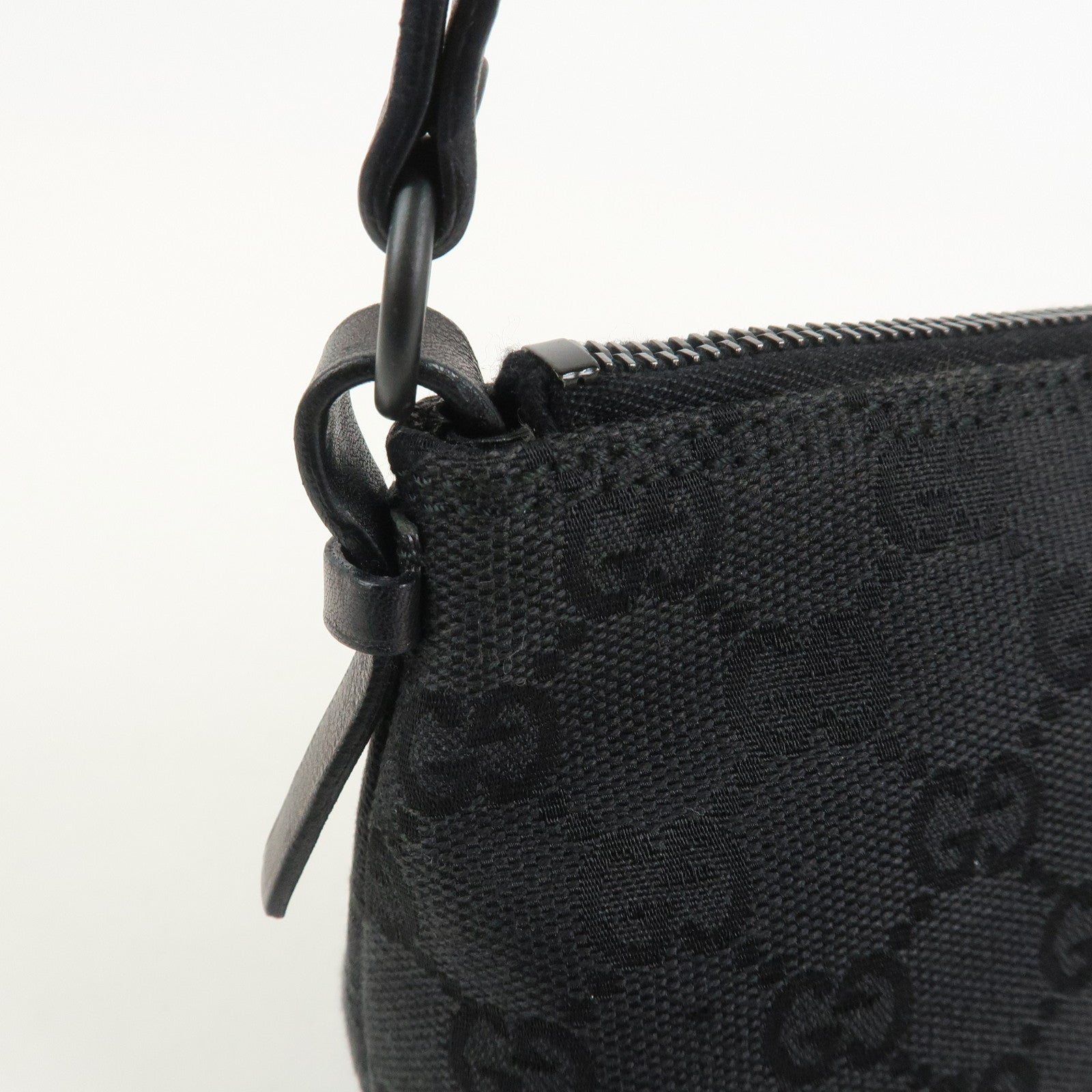 GUCCI GG Canvas Leather Shoulder Bag Hand Bag Pouch Black 103399