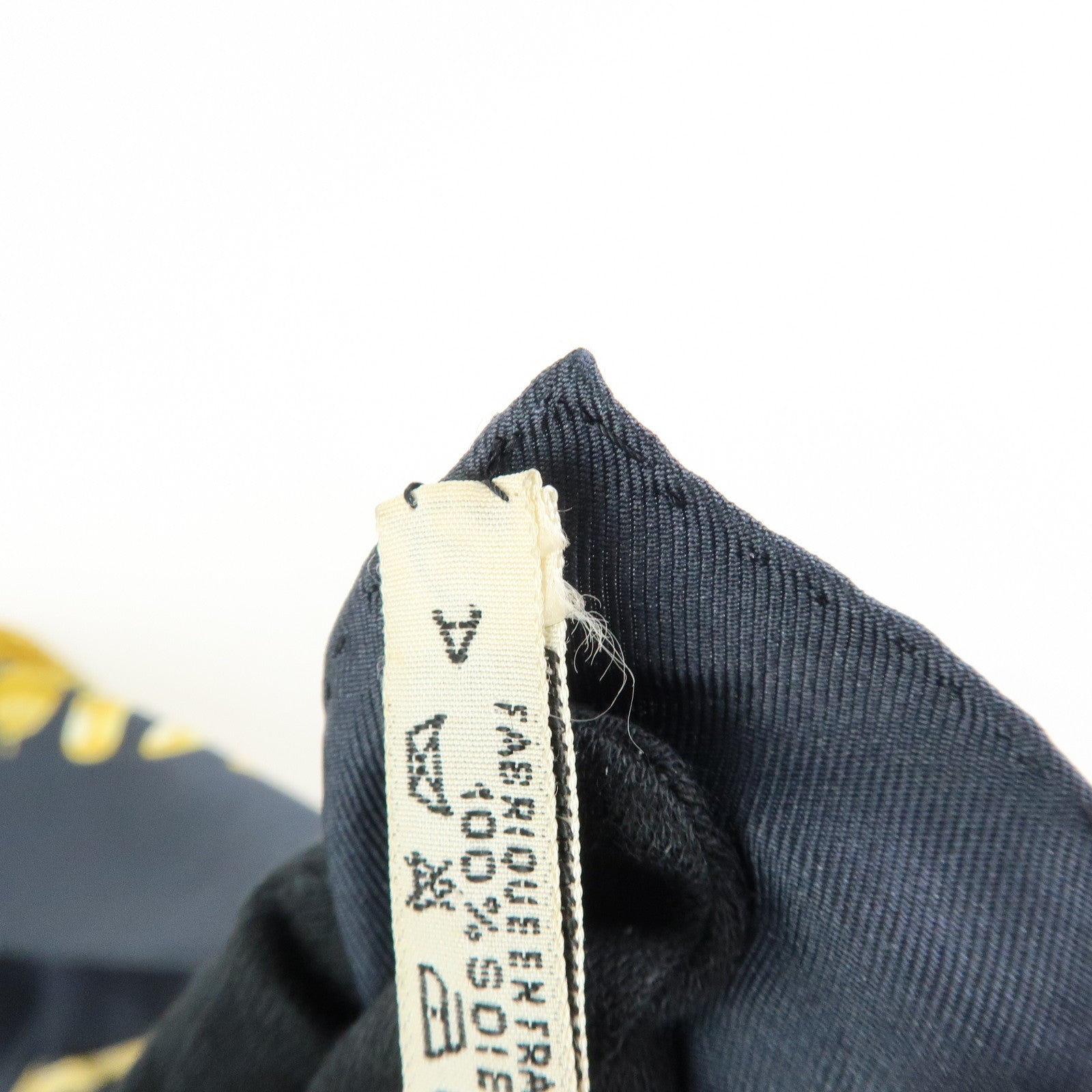 HERMES Carre 90 Silk 100% Scarf la MARINE a RAMES Black Yellow