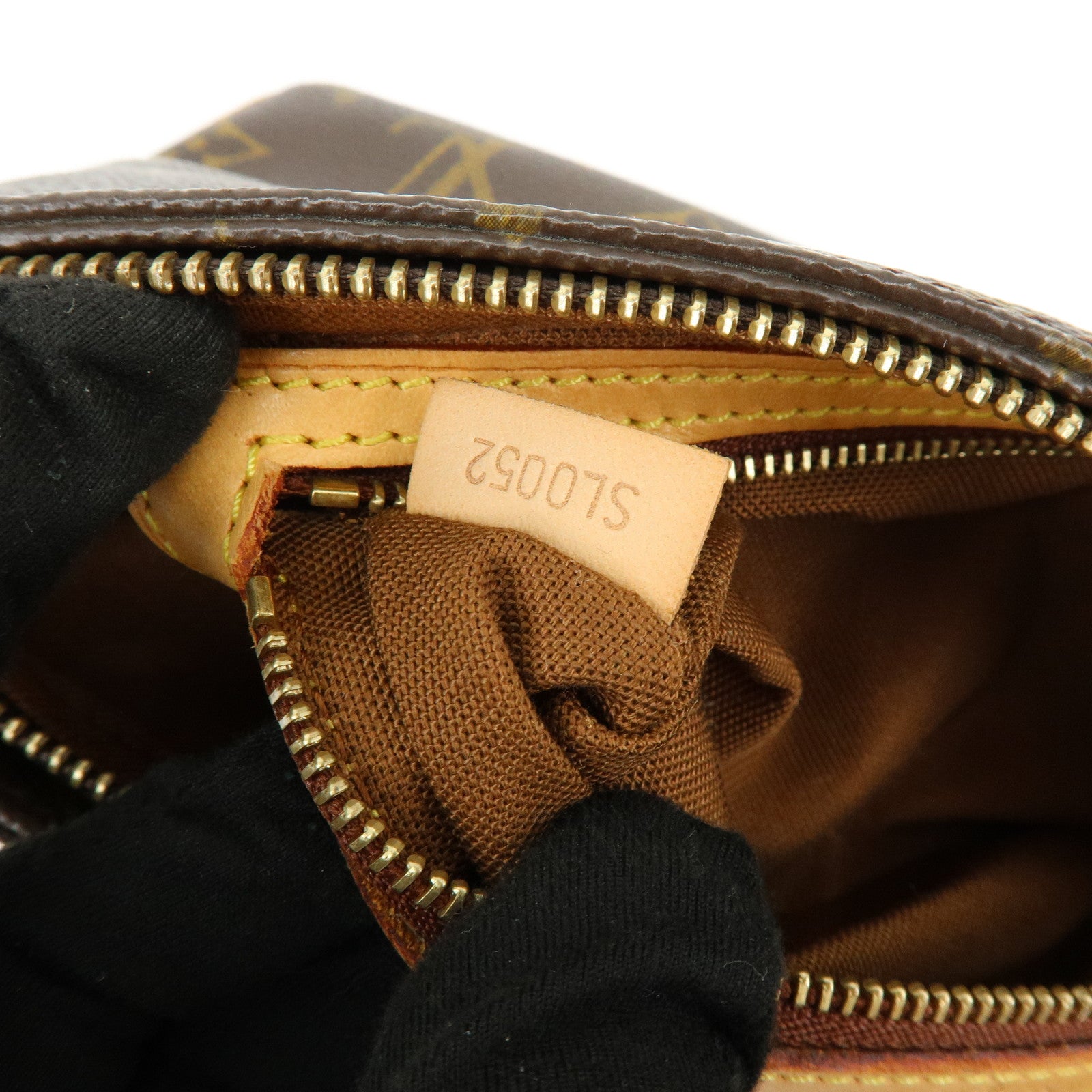 Louis Vuitton Monogram Trotteur Canvas Shoulder Bag Brown M51240