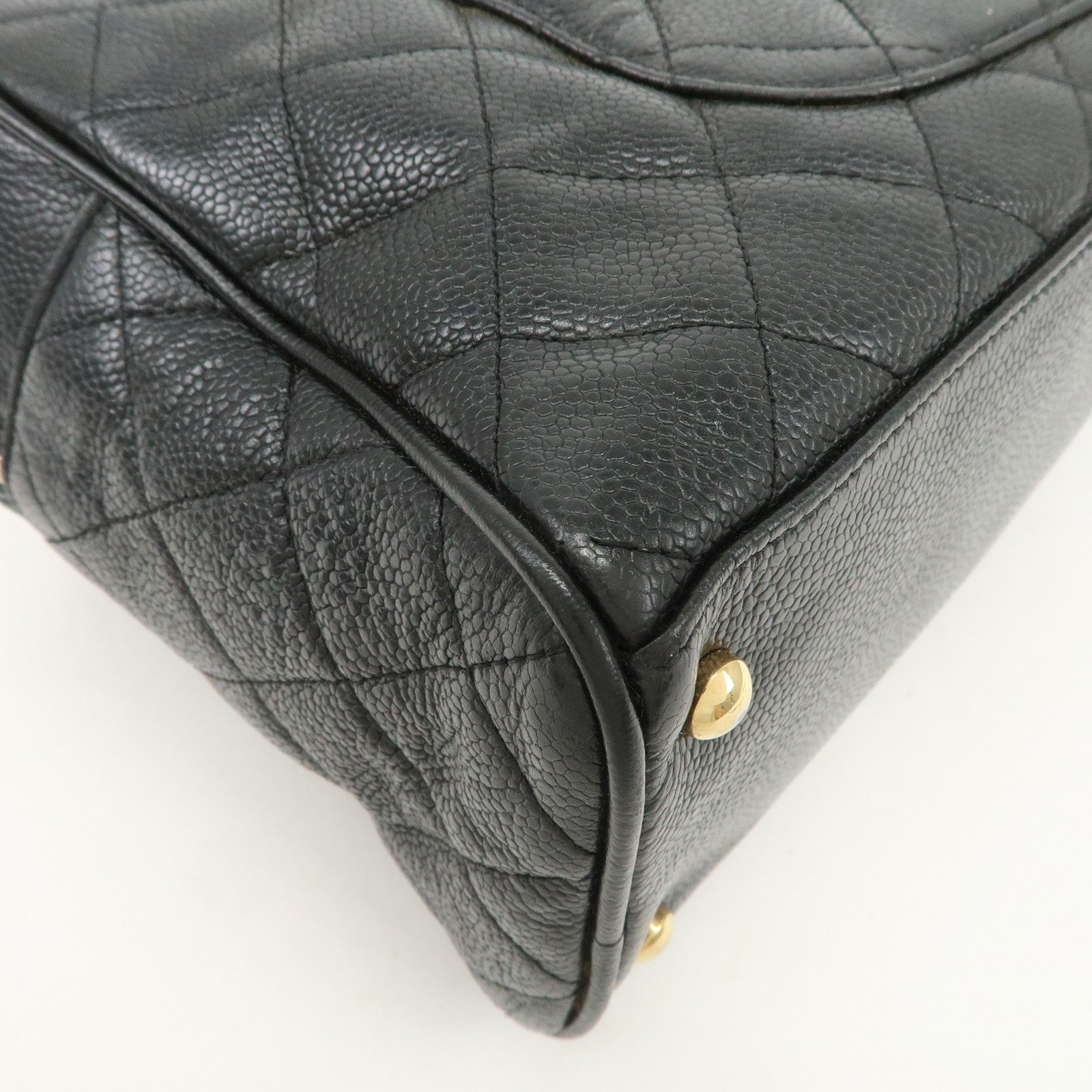 CHANEL Matelasse Caviarskin Boston Bag Hand Bag Black A20997