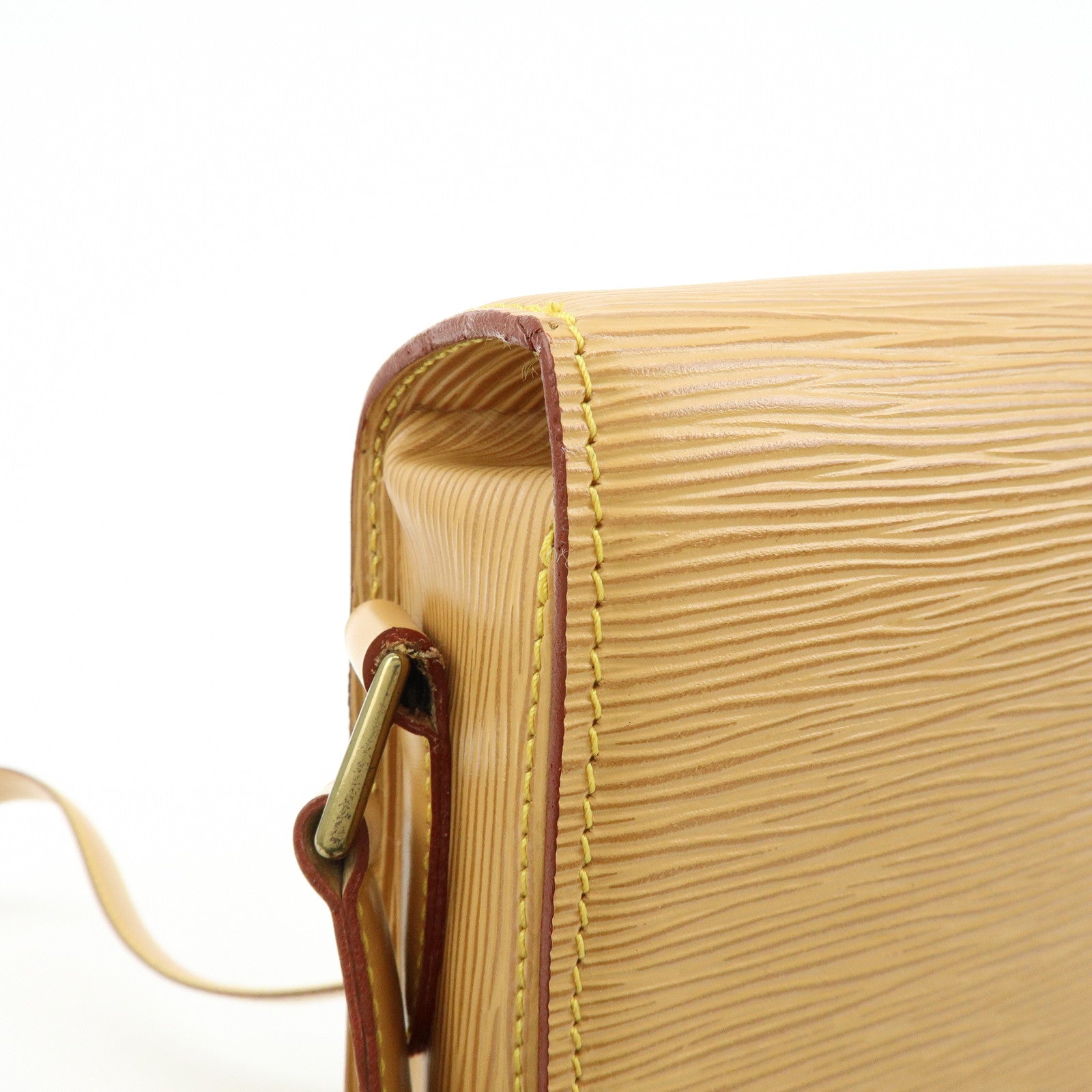 Louis Vuitton Epi Saint Cloud Shoulder Bag Winnipeg Beige M52196