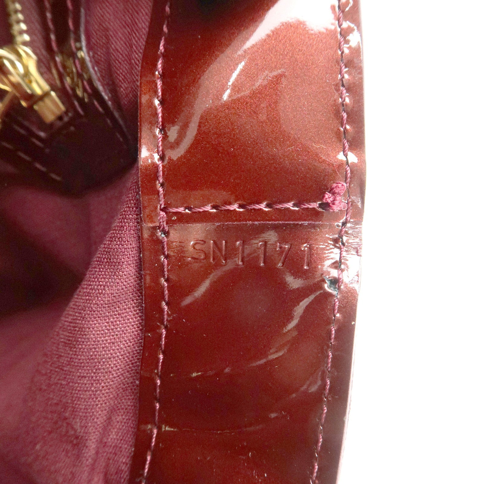 Louis Vuitton Monogram Vernis Wilshire PM Rouge Faurviste M91644